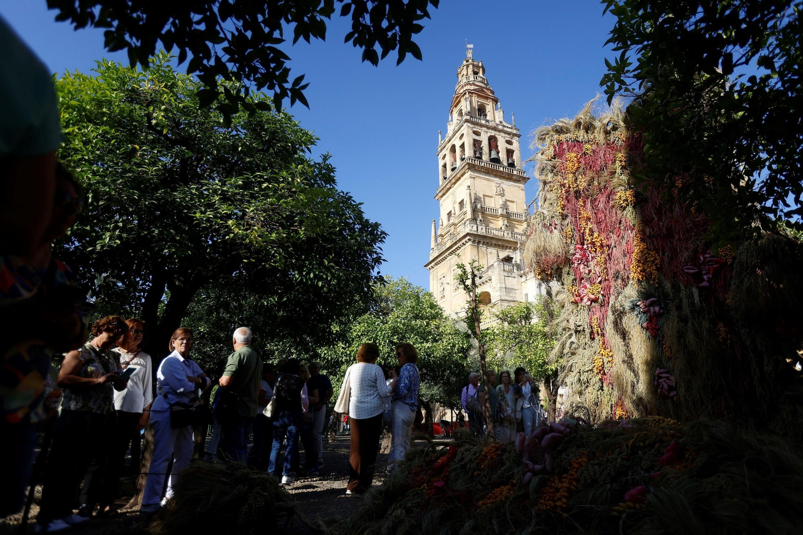 Las creaciones de los artistas de Flora, en imágenes