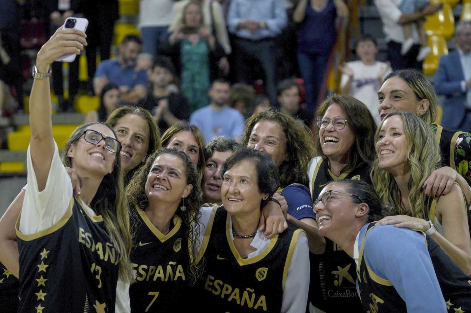 Las mejores fotos de la victoria de la selección española femenina de baloncesto ante Bélgica, en Córdoba