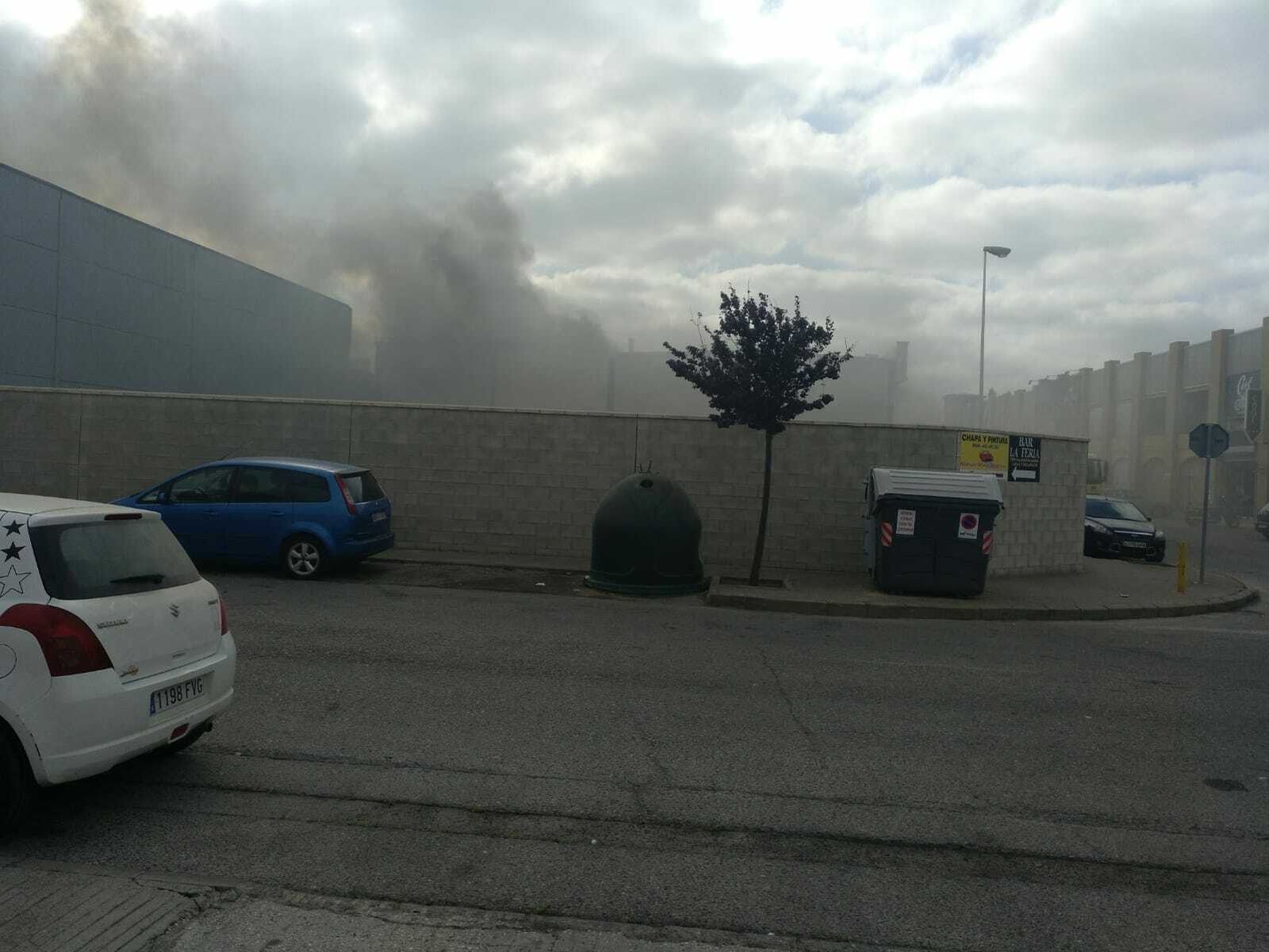 Incendio en la fábrica de embutidos Los Chiclaneros