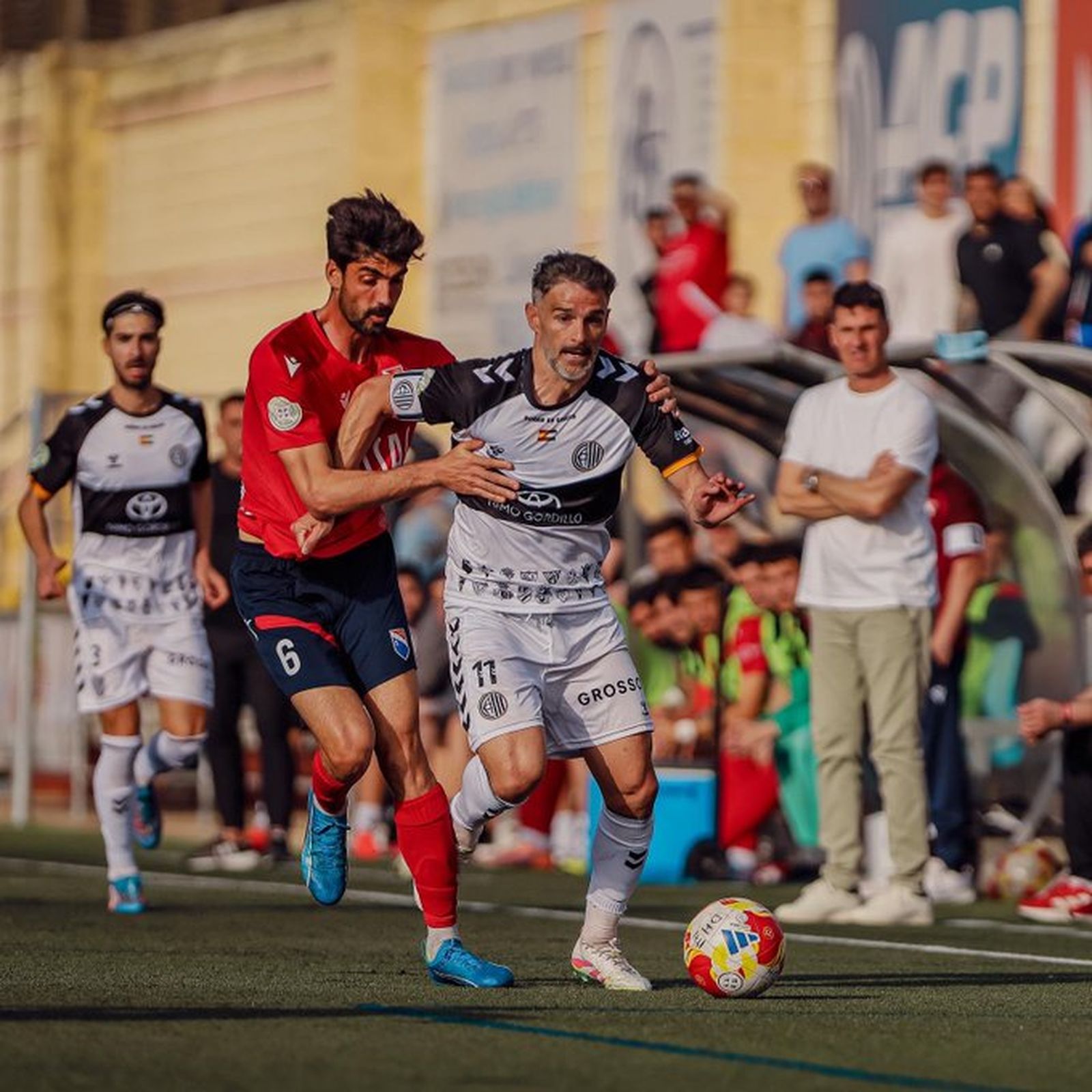 Un lance del Dos Hermanas-Atlético Central de este miércoles