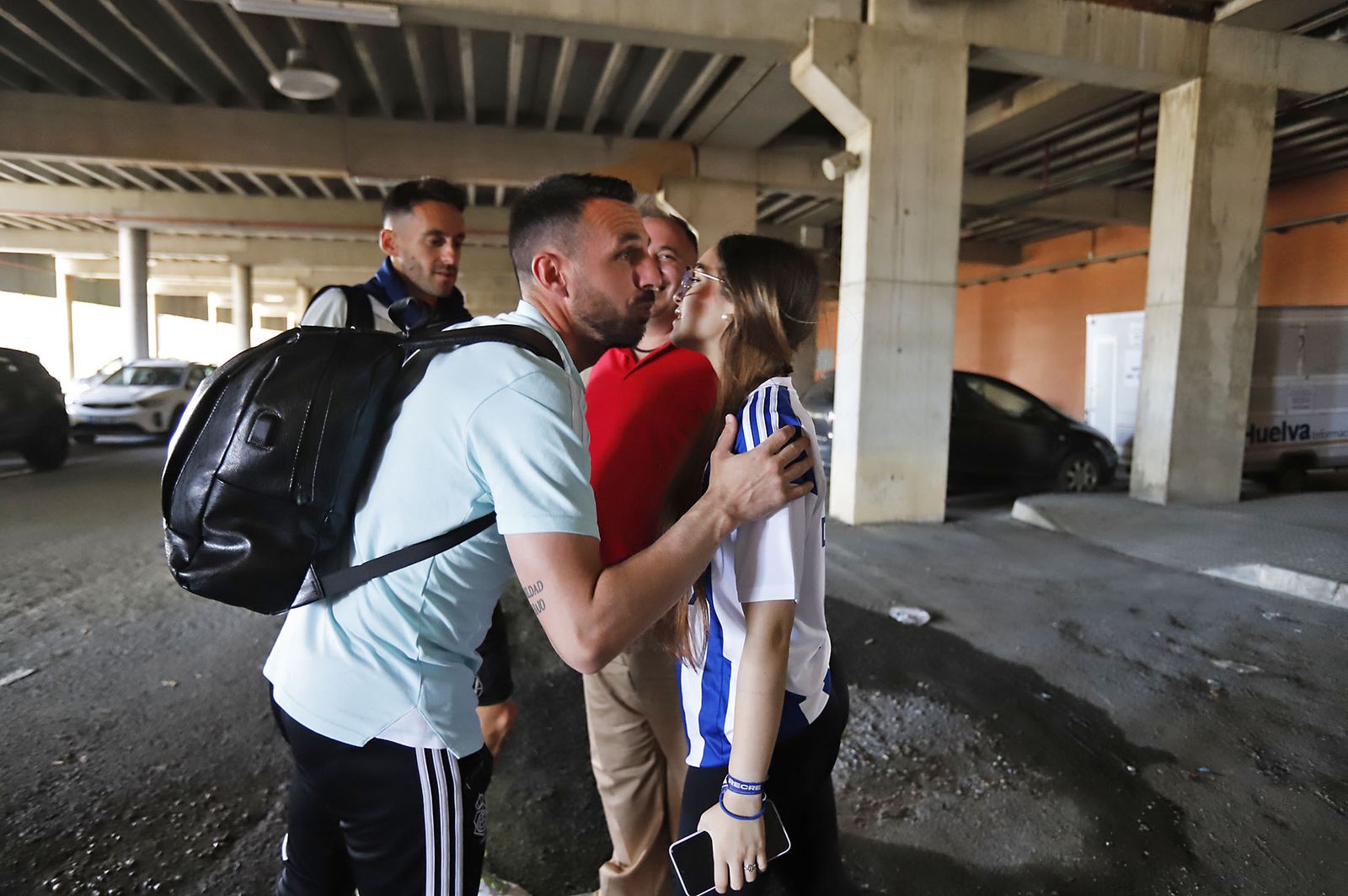 Imágenes de la salida del Recreativo de Huelva a Cáceres