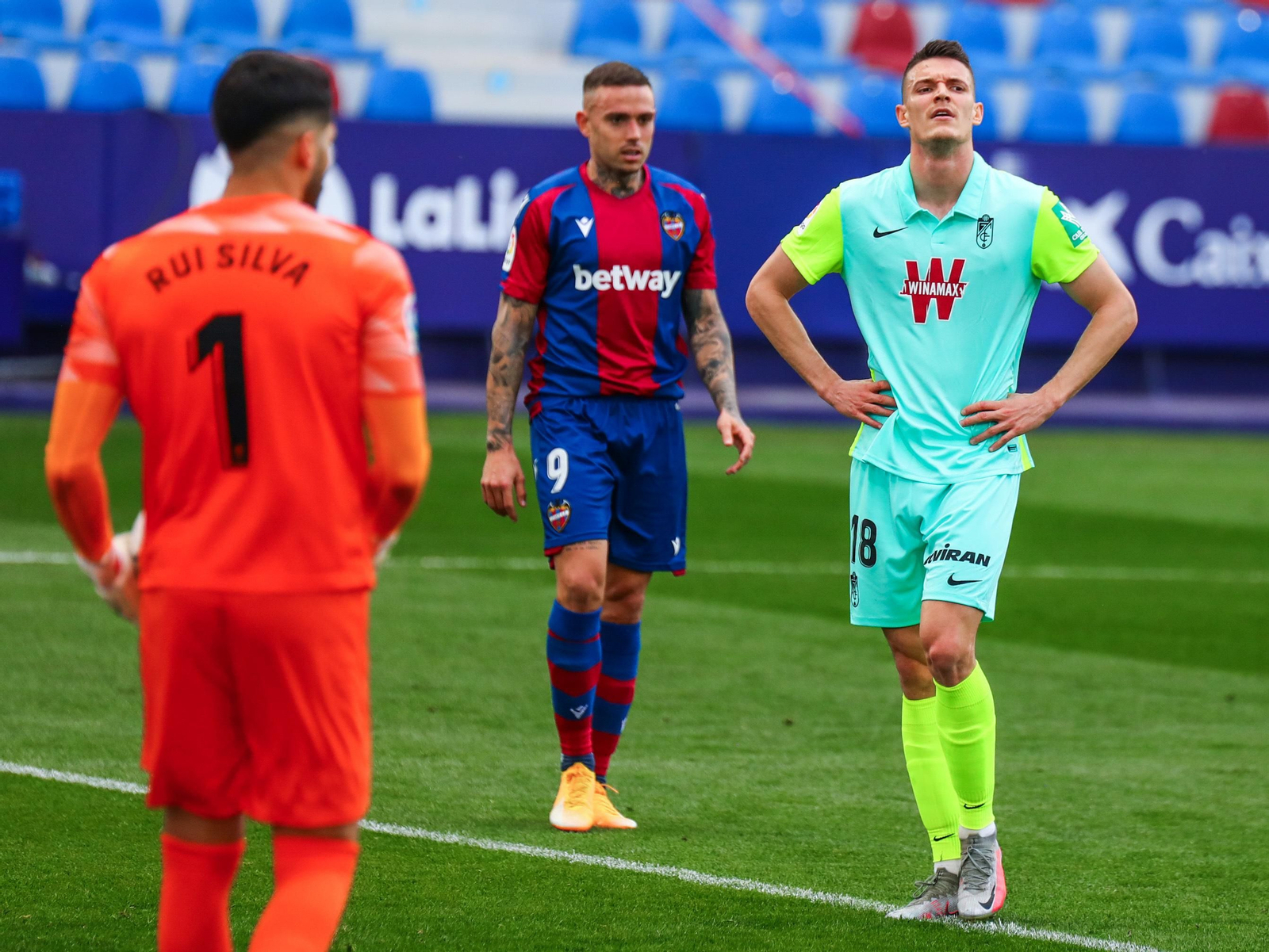 Adrián Marín, el día de su debut con el Granada CF.