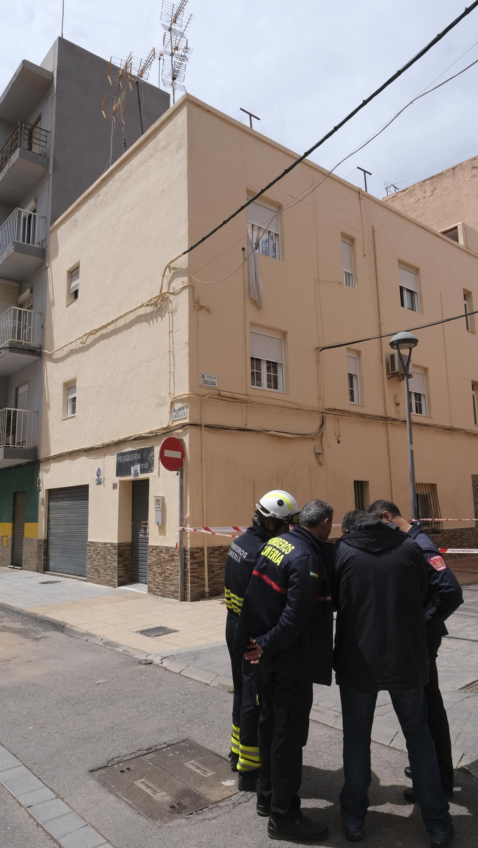 Imágenes de la vivienda con daños en el Tagarete. Almería