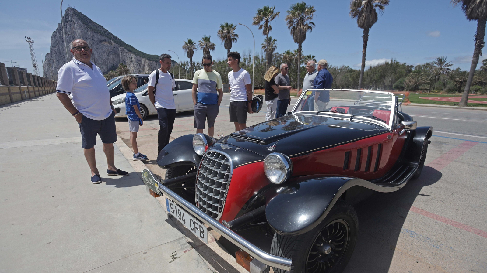 Fotos de la concentración de coches clásicos en La Línea