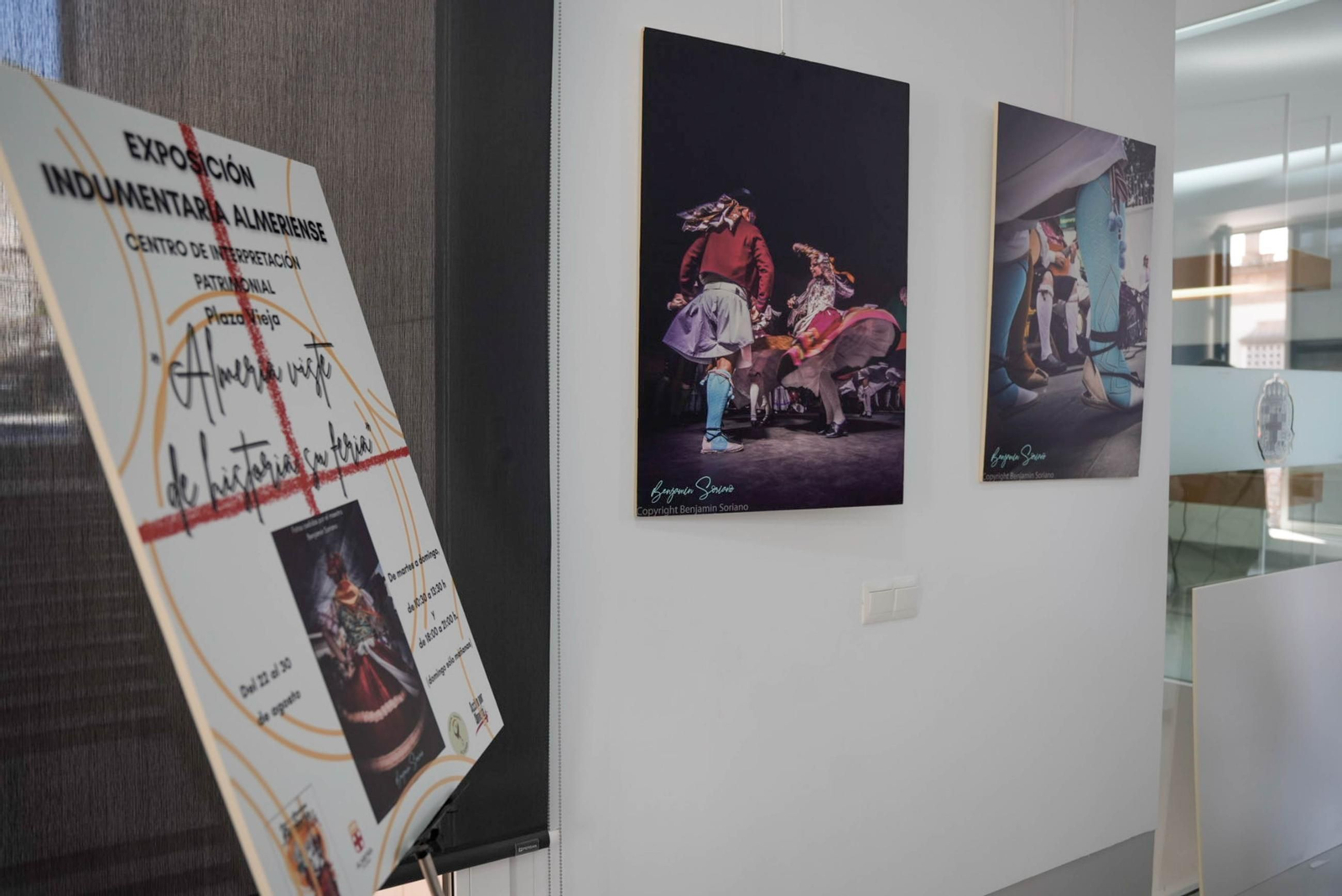 Las mejores imágenes de la exposición "Almería viste de historia su feria"