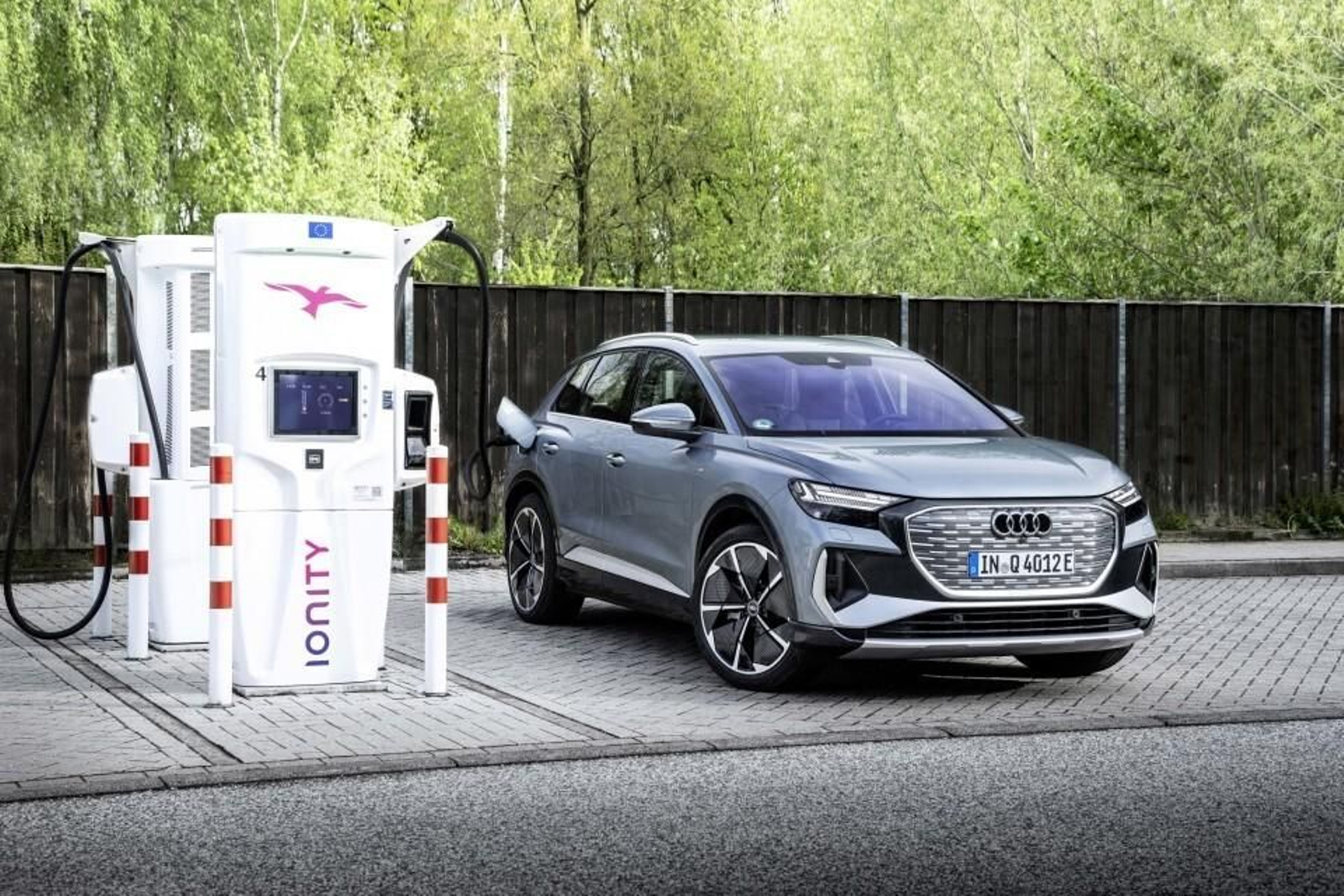 Cargas más rápidas para las baterías más capaces de los Audi Q4 e-tron