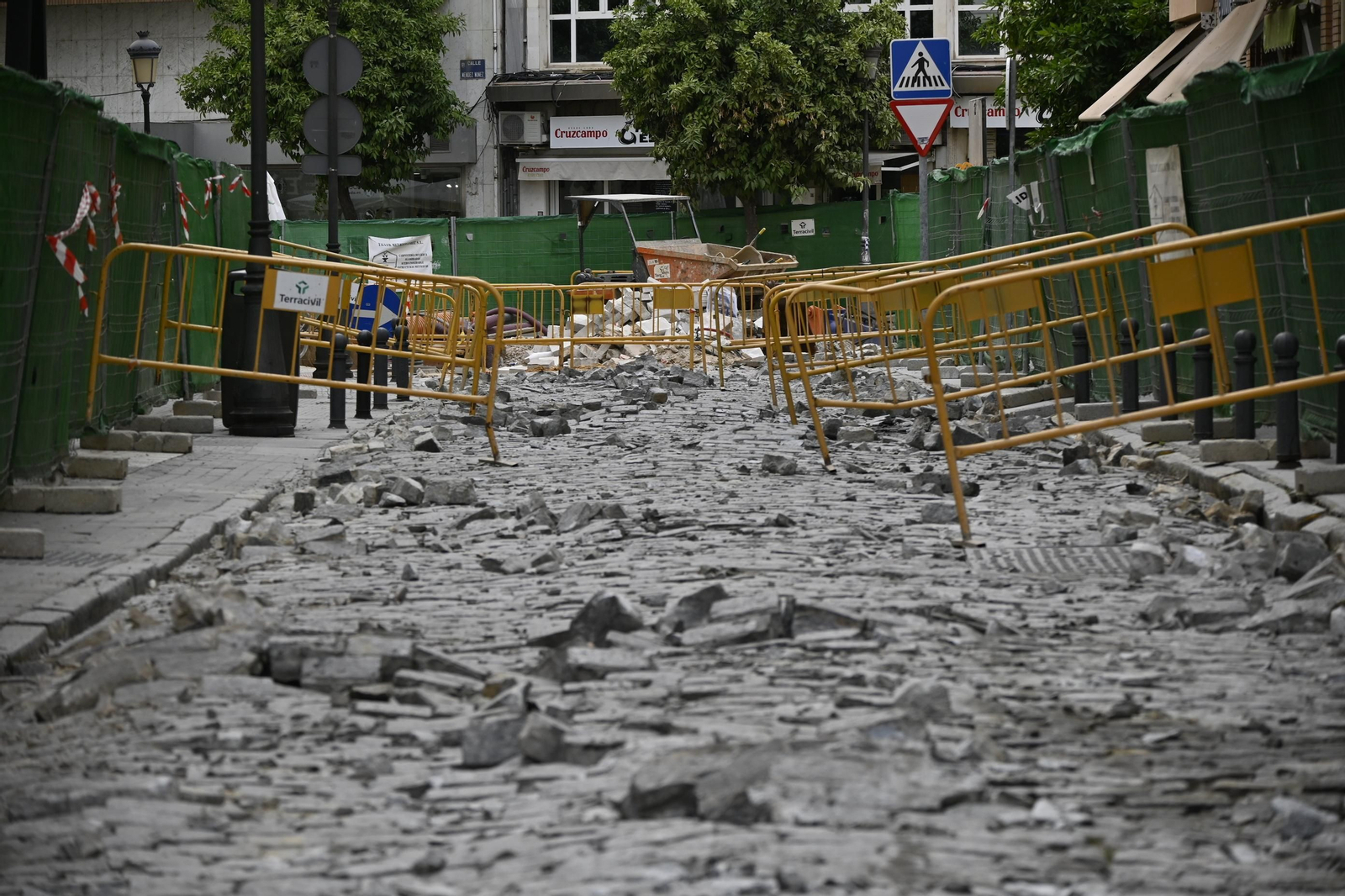 Obras en la calle Méndez Núñez, en imágenes