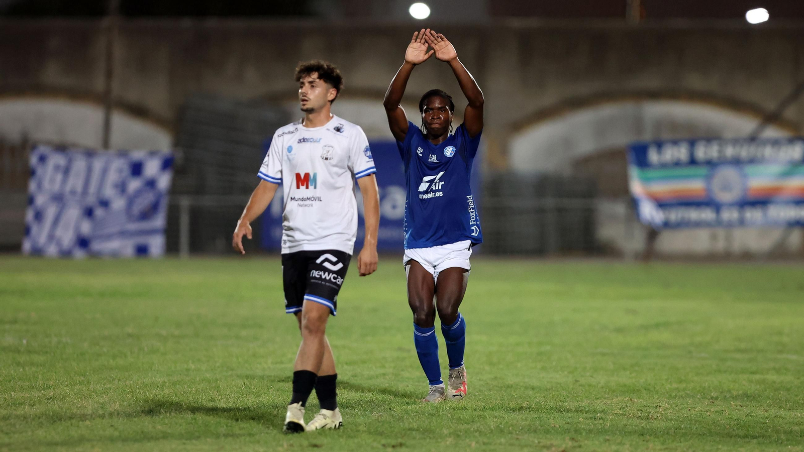 Imágenes del Trofeo de la Copa y la Venencia entre el Jerez Industrial y el Xerez DFC