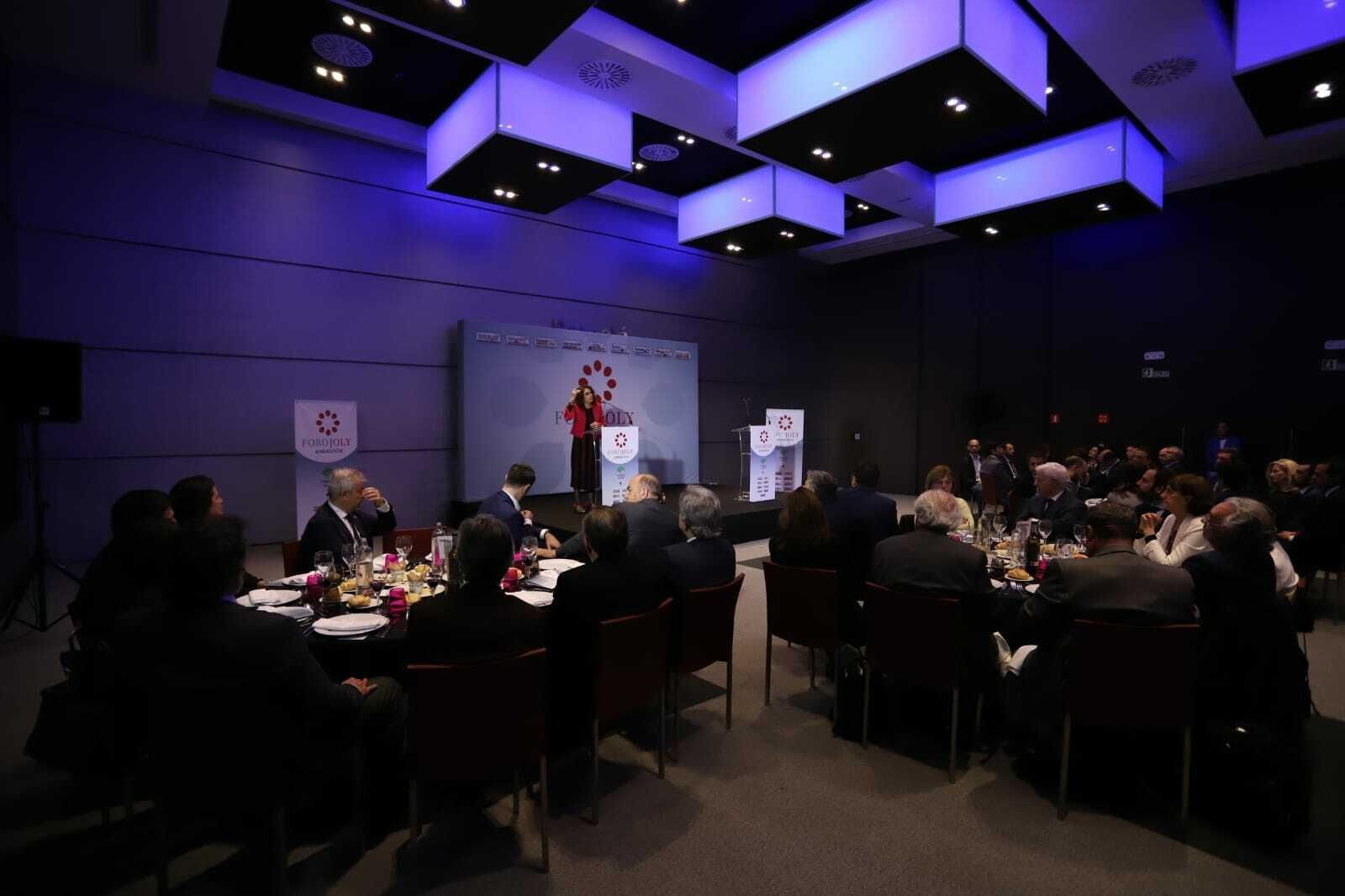 Las fotos del Foro Joly con María Jesús Montero