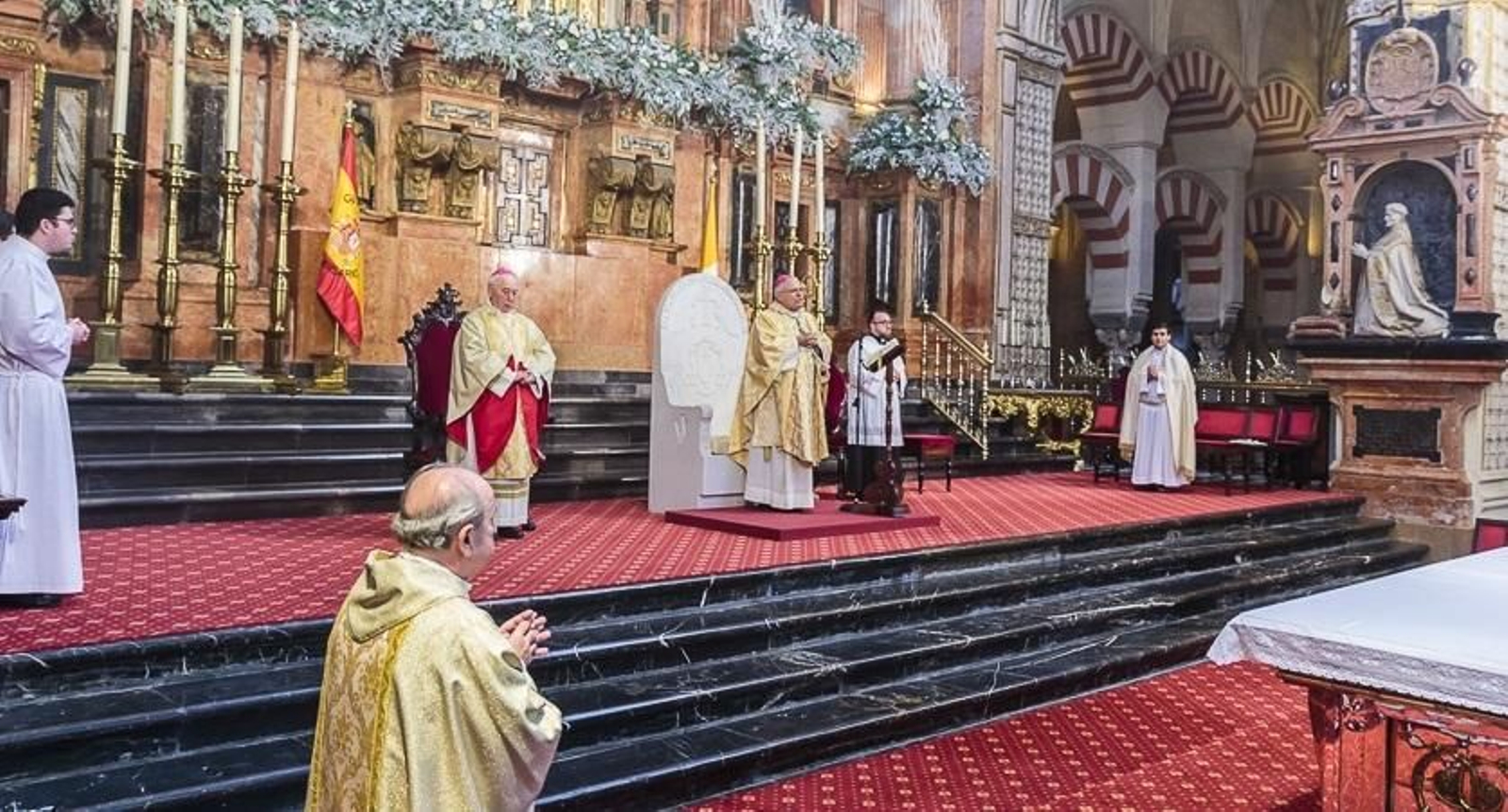 Un momento de la misa de año nuevo en la Mezquita-Catedral de Córdoba.