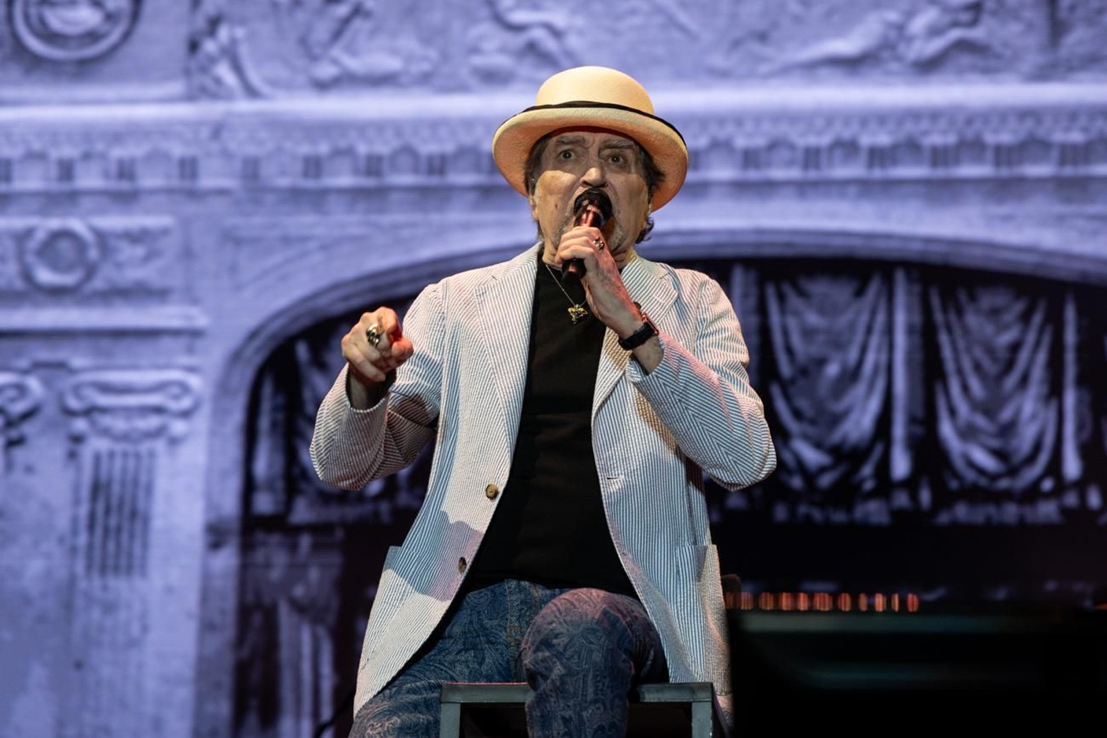 Concierto de Joaquín Sabina en su gira de despedida "Hola y Adiós"