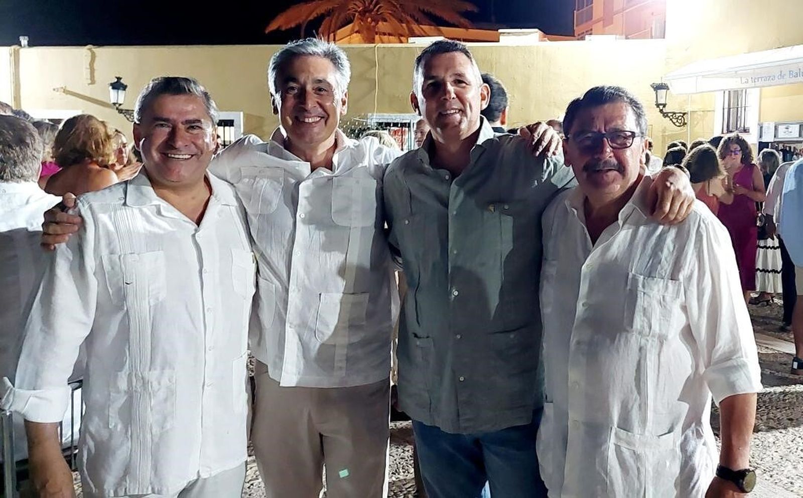 Fernando Estrella, Bernardo Periñán, Pichi Posadas y Quique Lafuente, disfrutando de la velada.