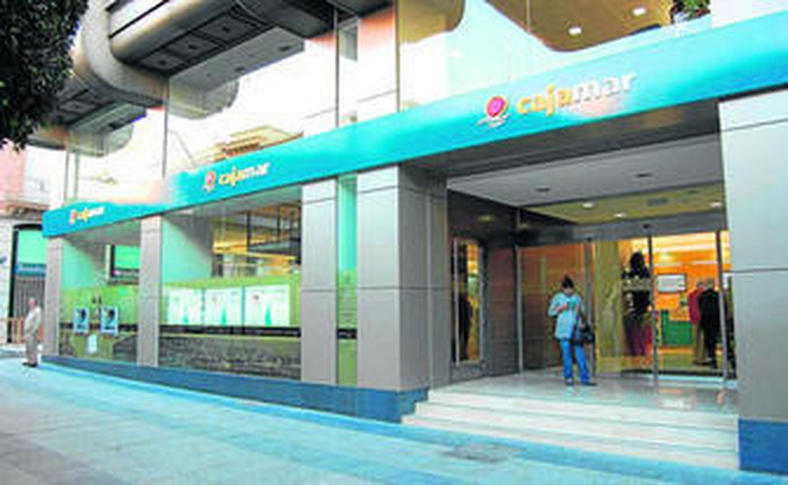 Cajamar mantendrá su identidad actual, con su red de oficinas, aunque sirvan también al nuevo banco.