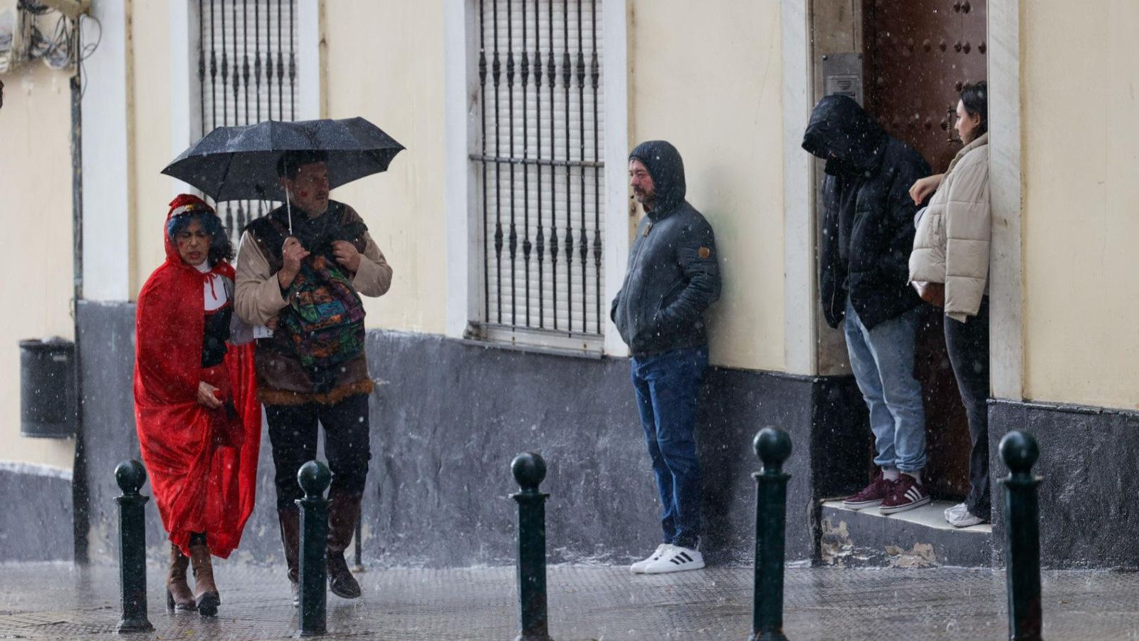 Las mejores imágenes del primer domingo de Carnaval de Cádiz