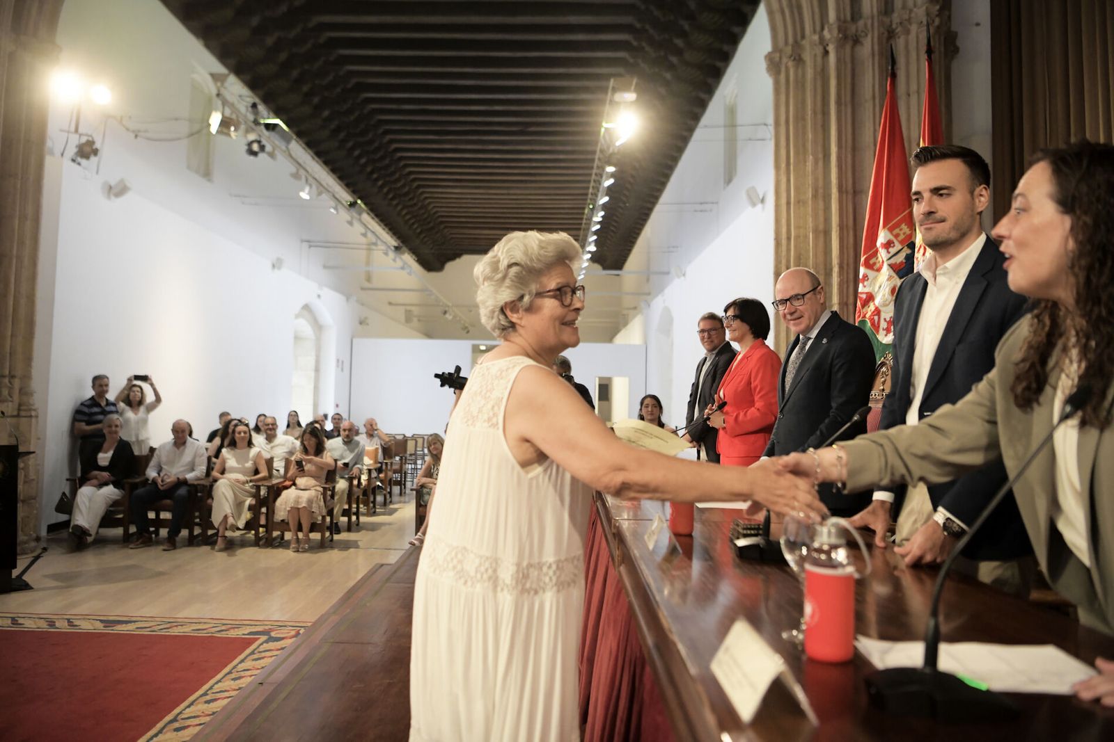 Acto de reconocimiento en Granada a los mejores estudiantes en la Selectividad 2024