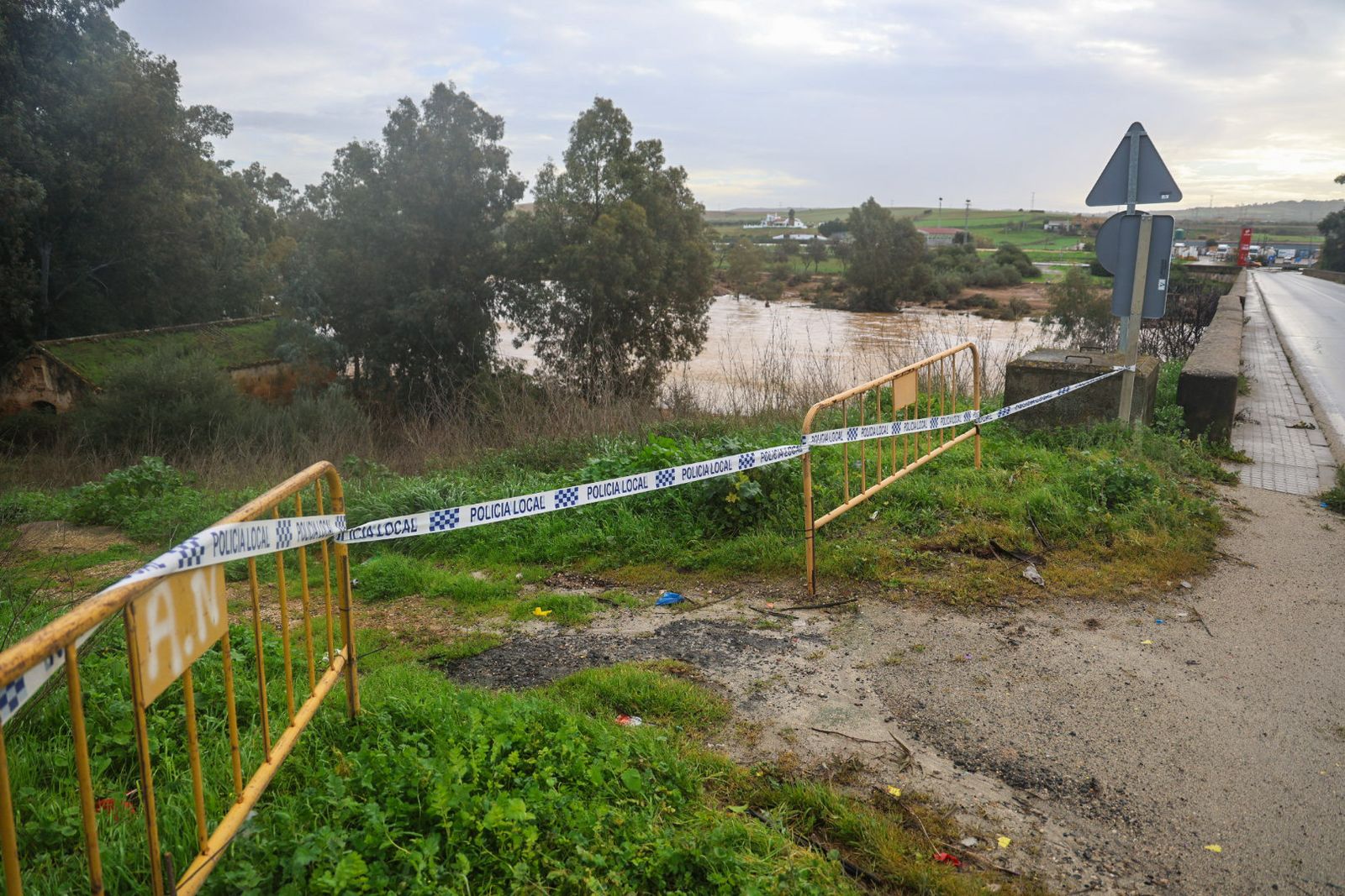 Fotografías del río Tinto a su paso por Niebla