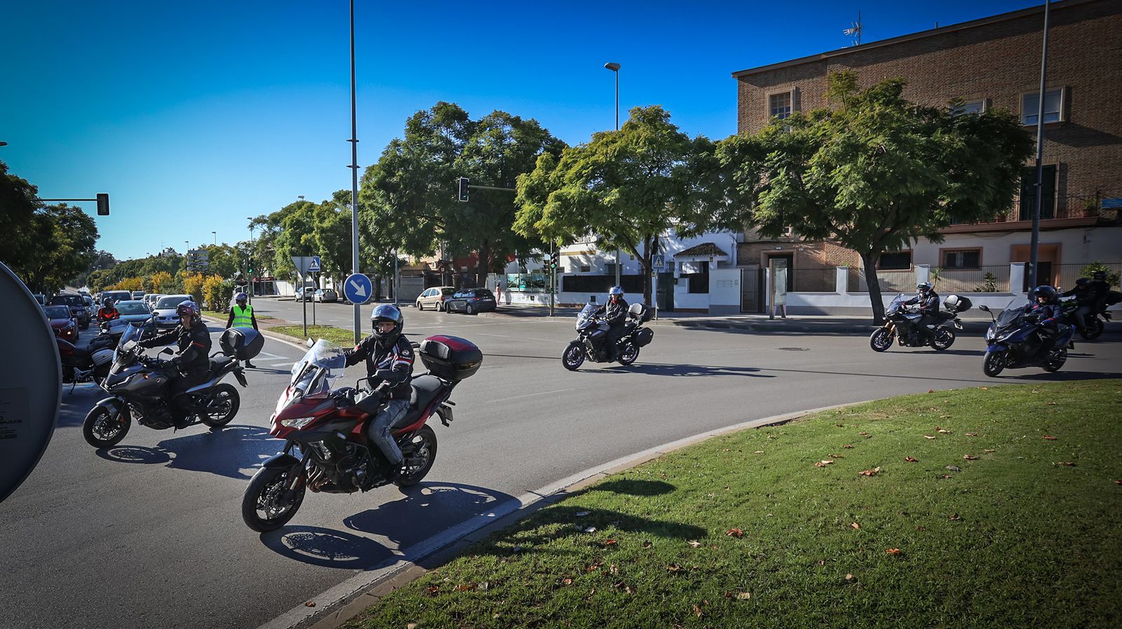Búscate en la gran motorada solidaria celebrada en Jerez