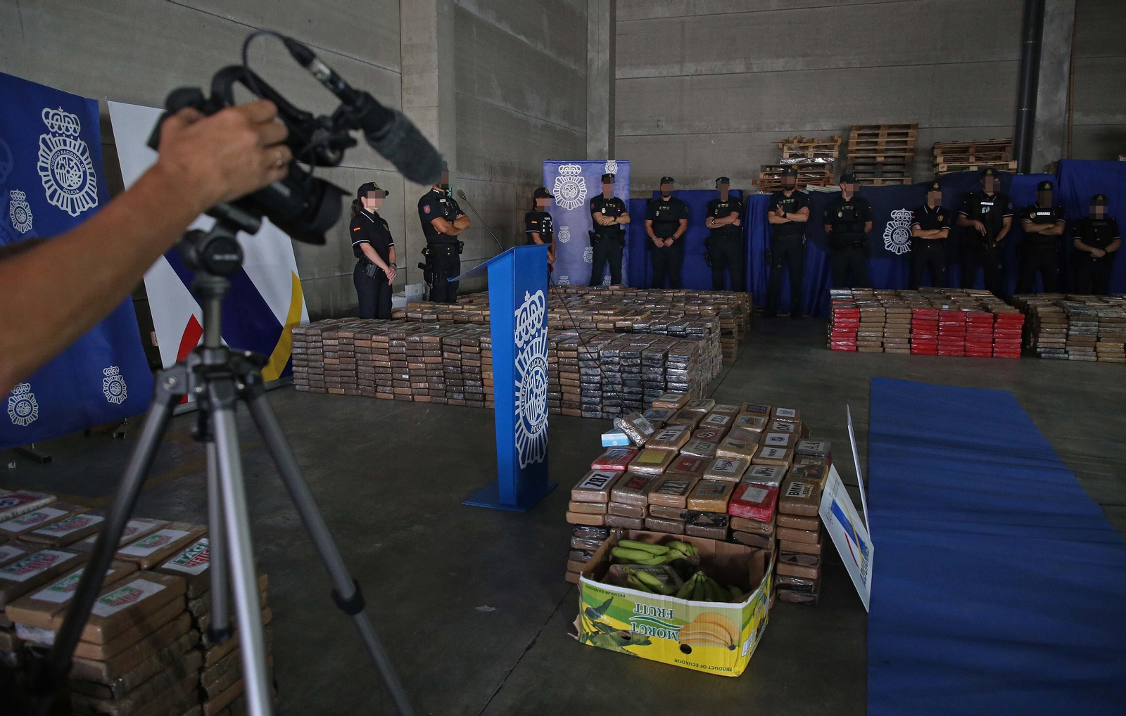 Fotos del mayor alijo de cocaína de la historia de España intervenido en Algeciras