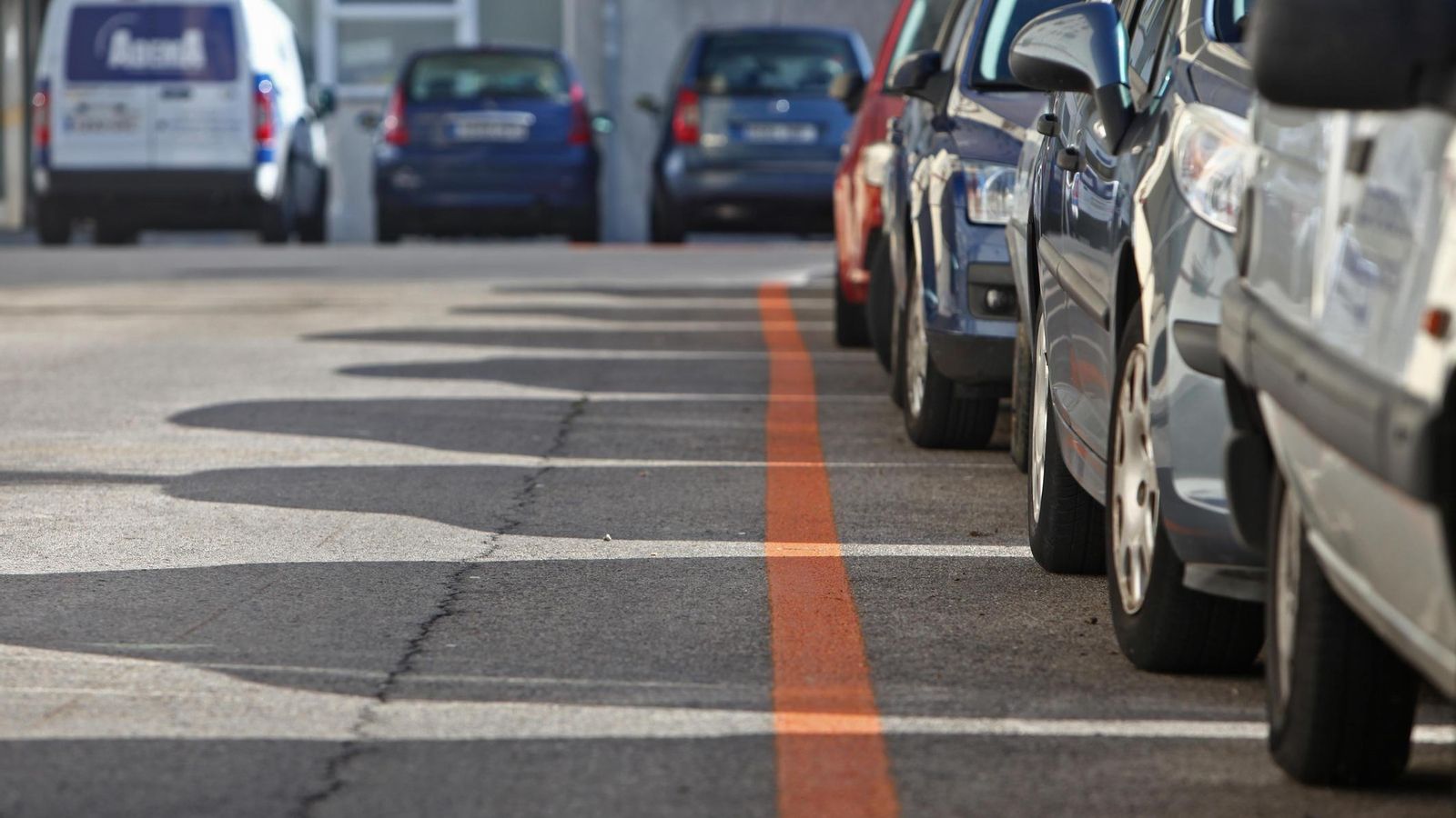 Zona naranja para el estacionamiento regulado para residentes de Cádiz