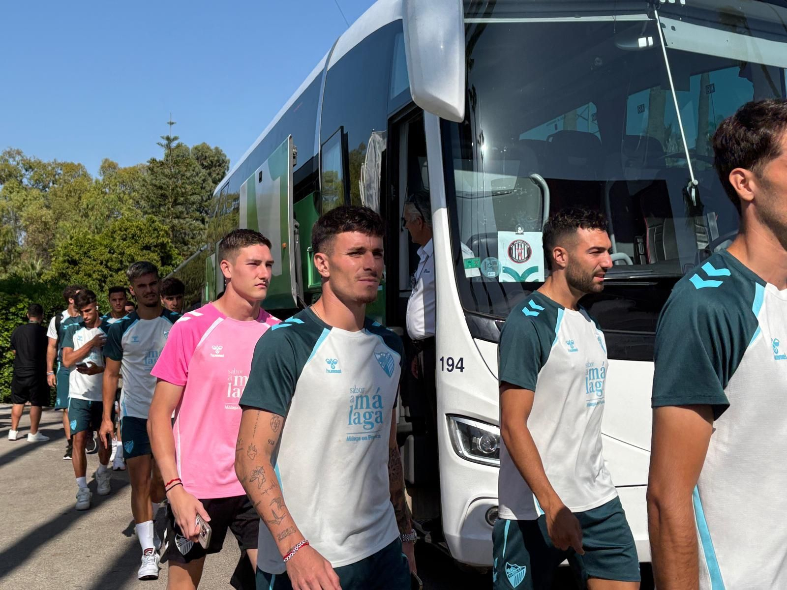 Cesc Fábregas y Fekir, entre los VIPS de Marbella antes del Málaga CF-Al-Wrakh