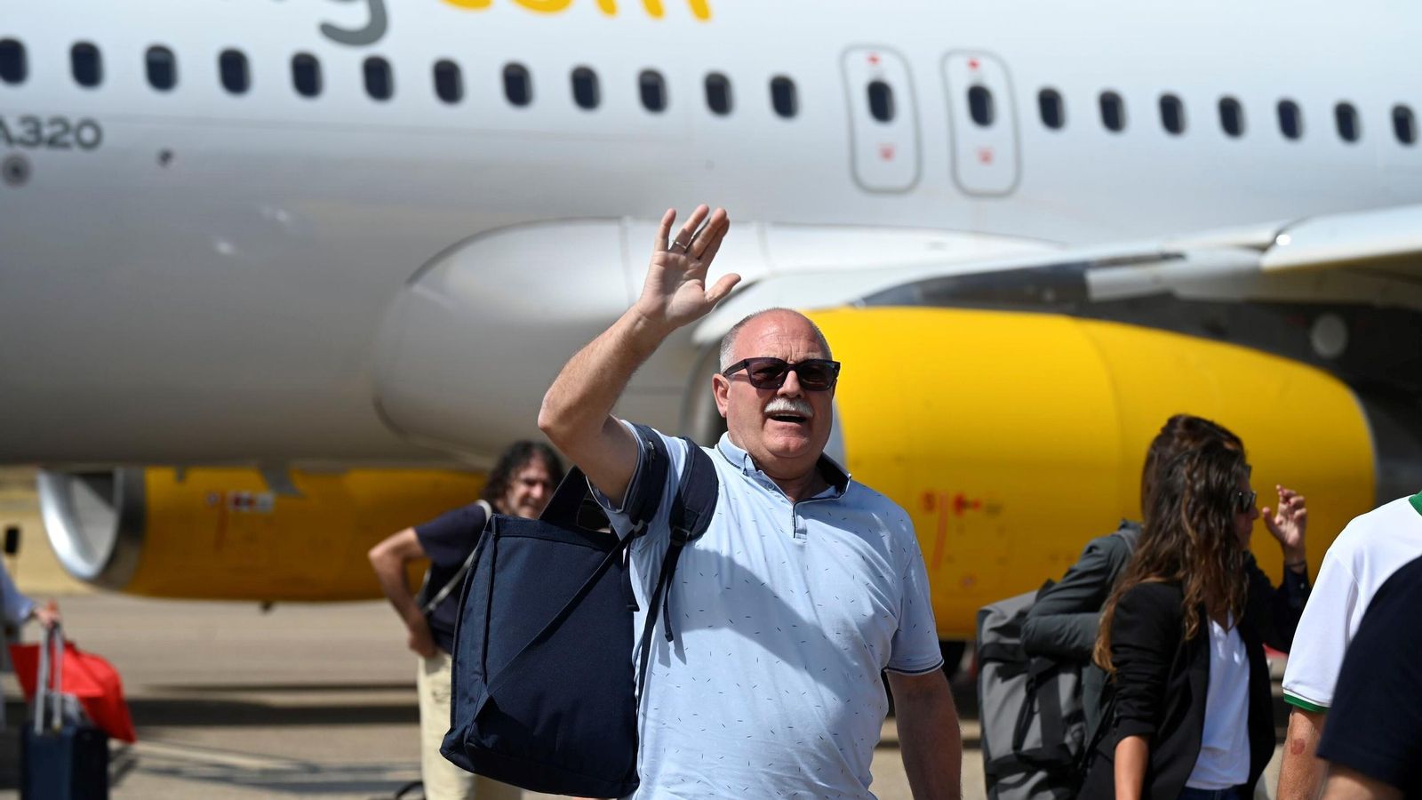 Un pasajero aterriza desde Barcelona en el aeropuerto de Córdoba