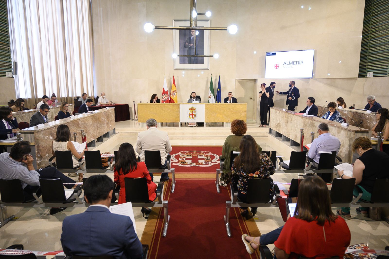 Uno de los plenos presenciales celebrados durante la pandemia