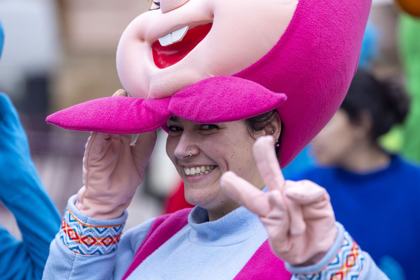 El Carnaval en la calle calienta motores: pregón infantil y concierto en San Antonio