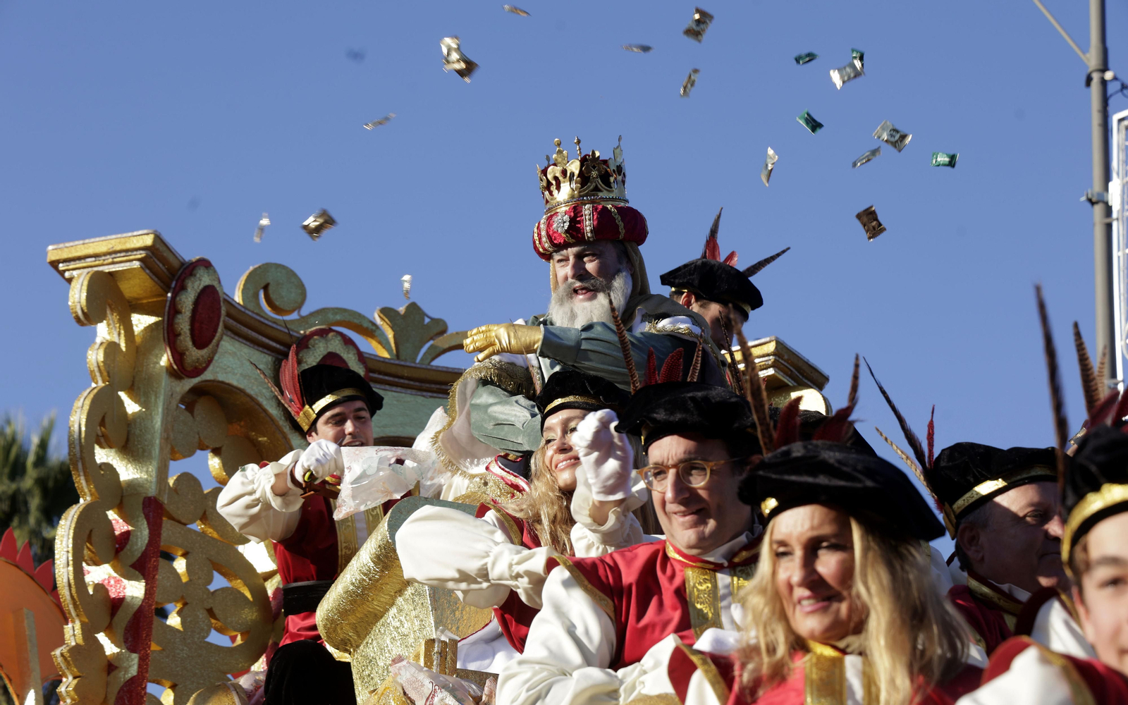 Las imágenes de la Cabalgata de los Reyes Magos en Sevilla