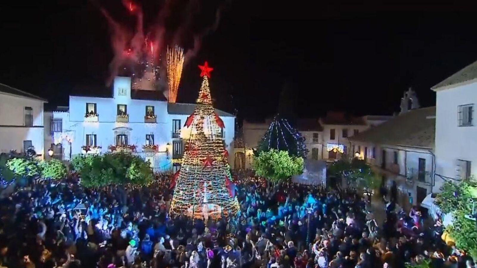 La plaza del Carmen de Estepa en la celebración de la entrada al año 2023 La plaza del Carmen de Estepa en la celebración de la entrada al año 2023