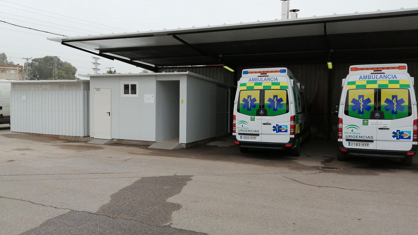 El punto de desinfección de equipos y almacenamiento de residuos del DCCU.