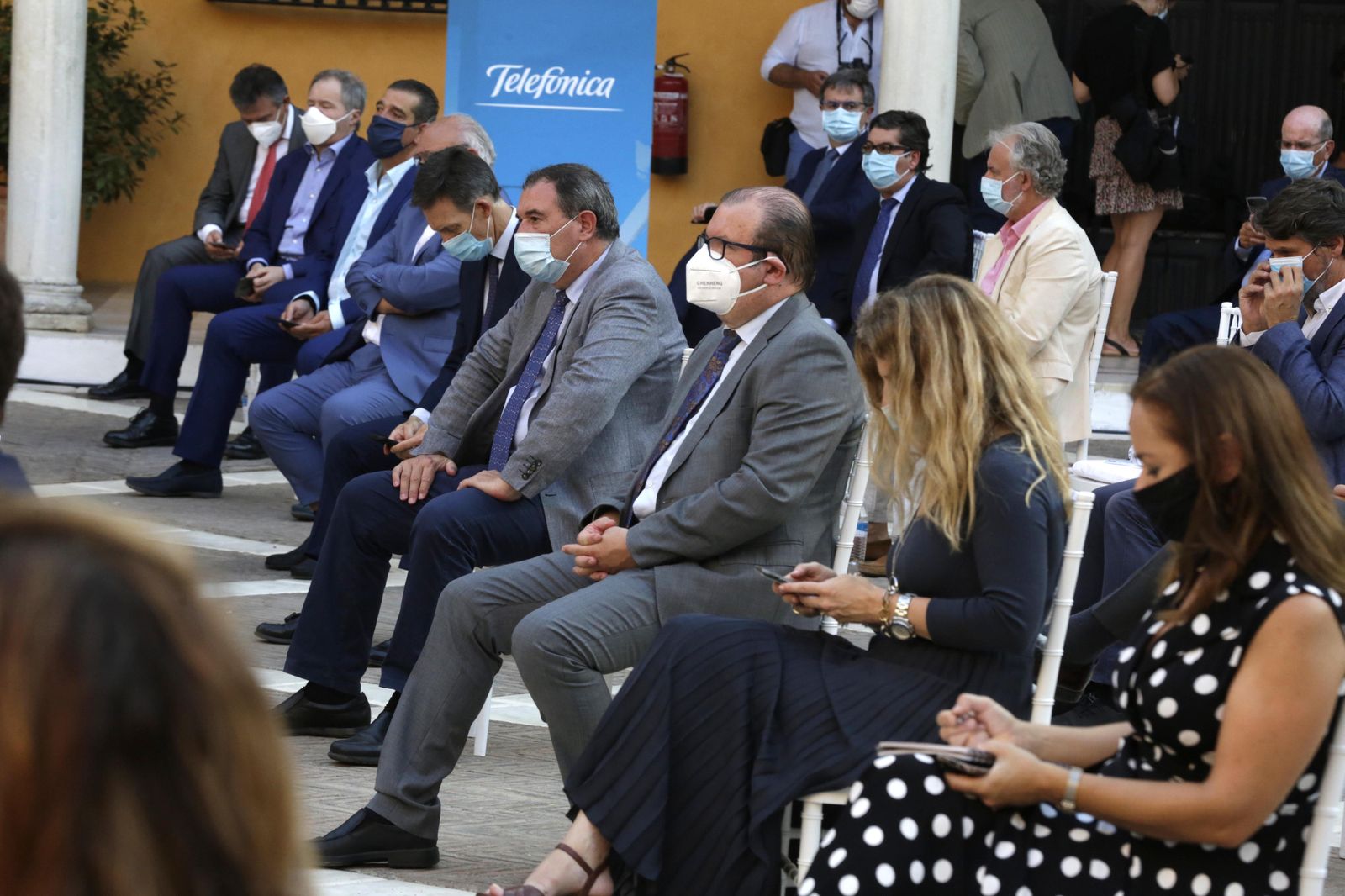 Las imágenes de la presentación del 18º Anuario Joly