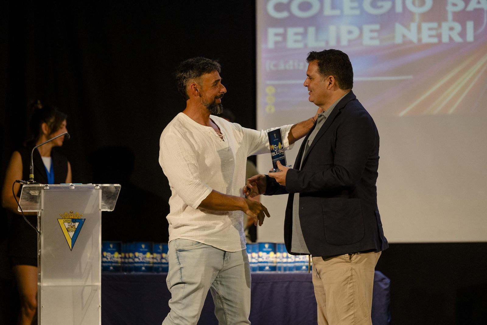 Las imágenes del acto de entrega de reconocimientos de Stop Bullying, iniciativa de la Fundación del Cádiz.