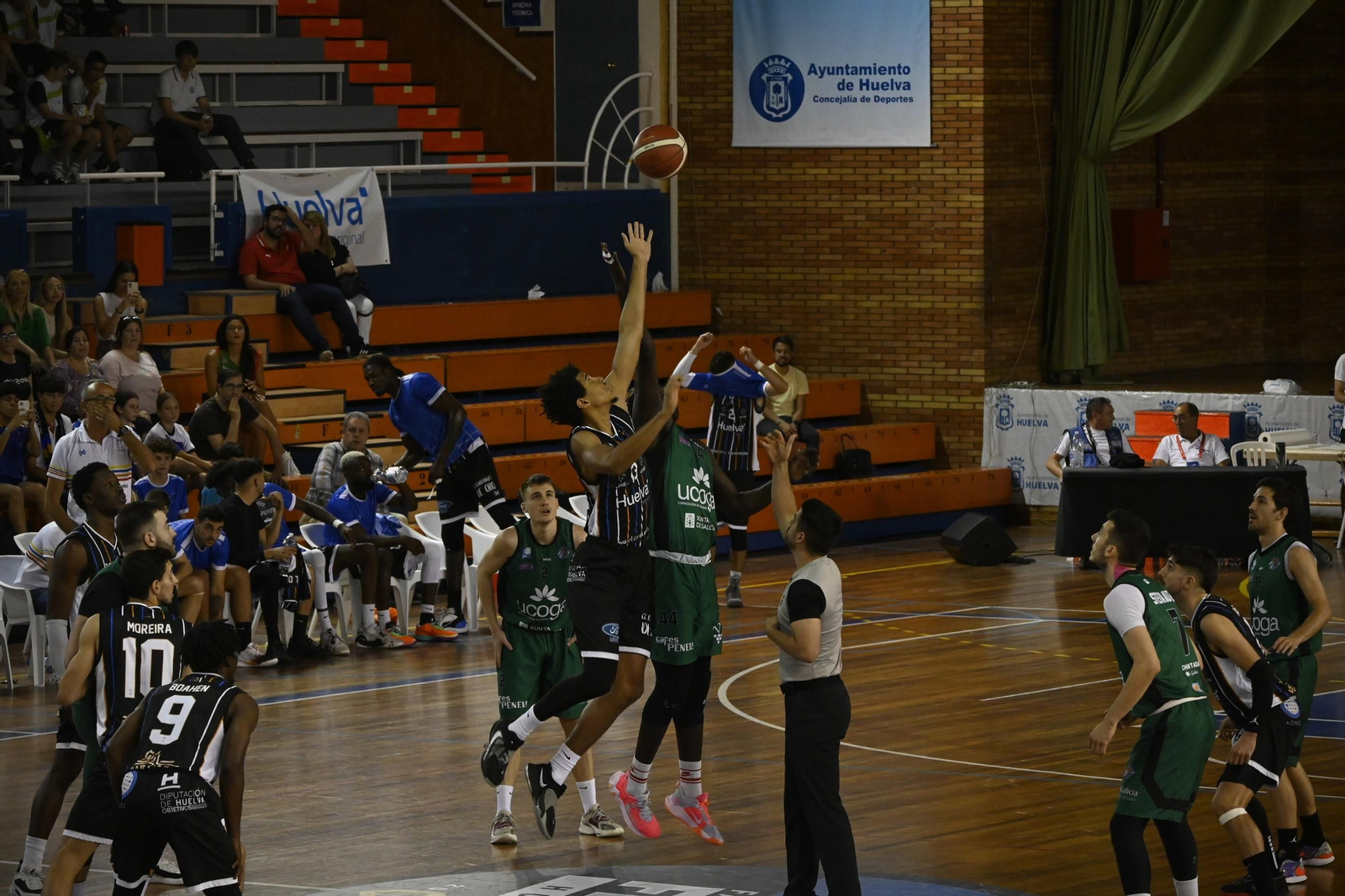 2 Jornada de la fase final de ascensos a LEB Plata entre el Huelva Comercio y el Ucoga Seguros Chantada