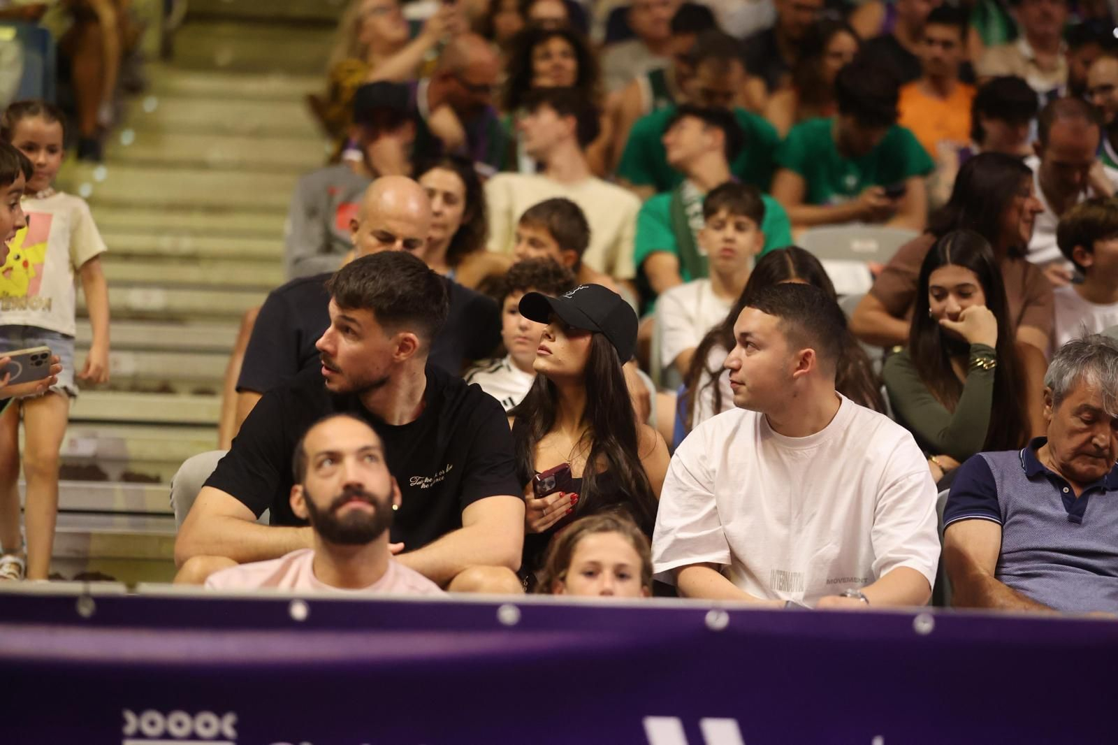 El Unicaja vio cómo se coronó Valencia Basket: Ibon Navarro, Perry, Barreiro...