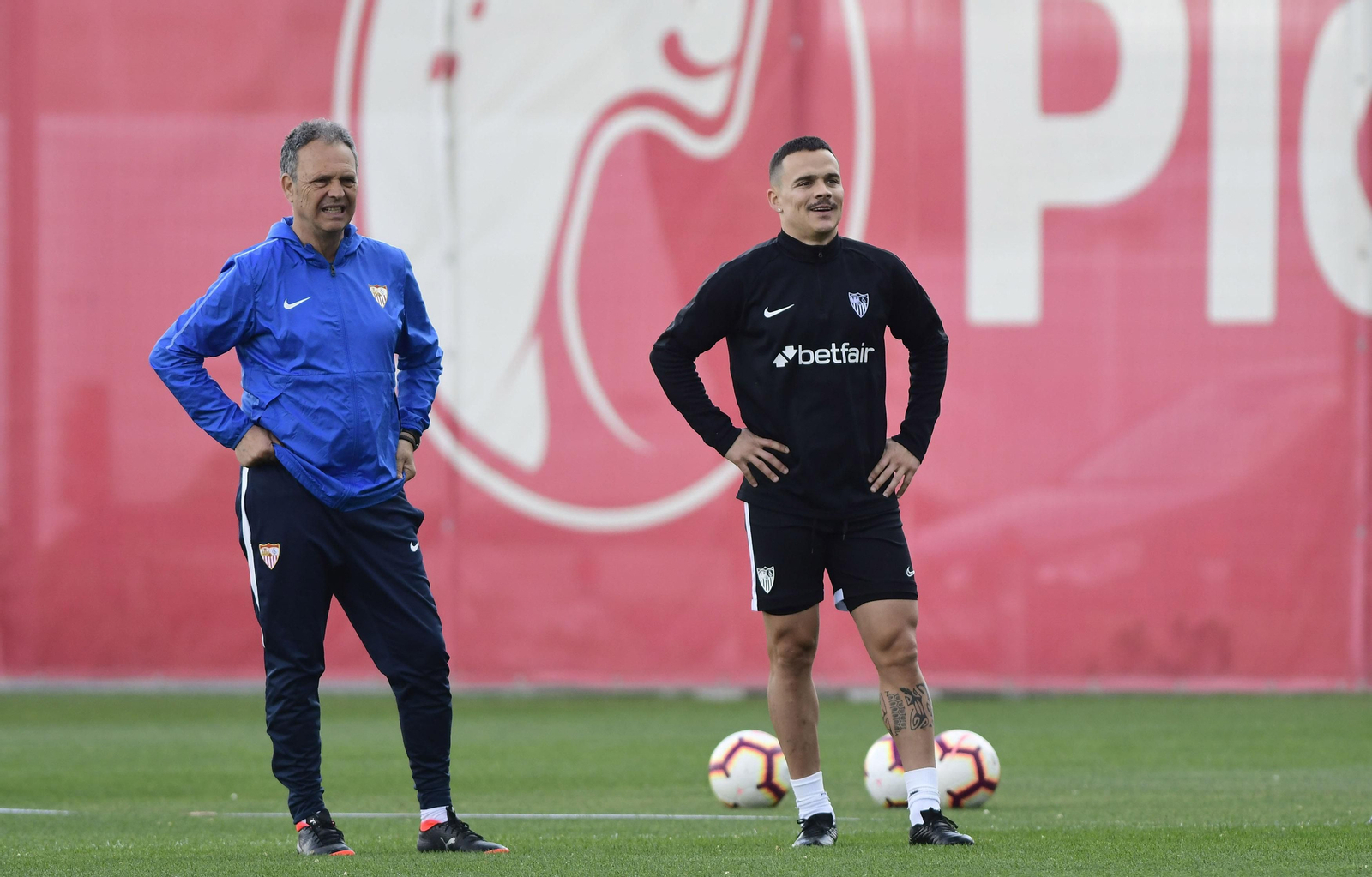 Roque Mesa tiene la confianza de Joaquín Caparrós en el Sevilla FC.