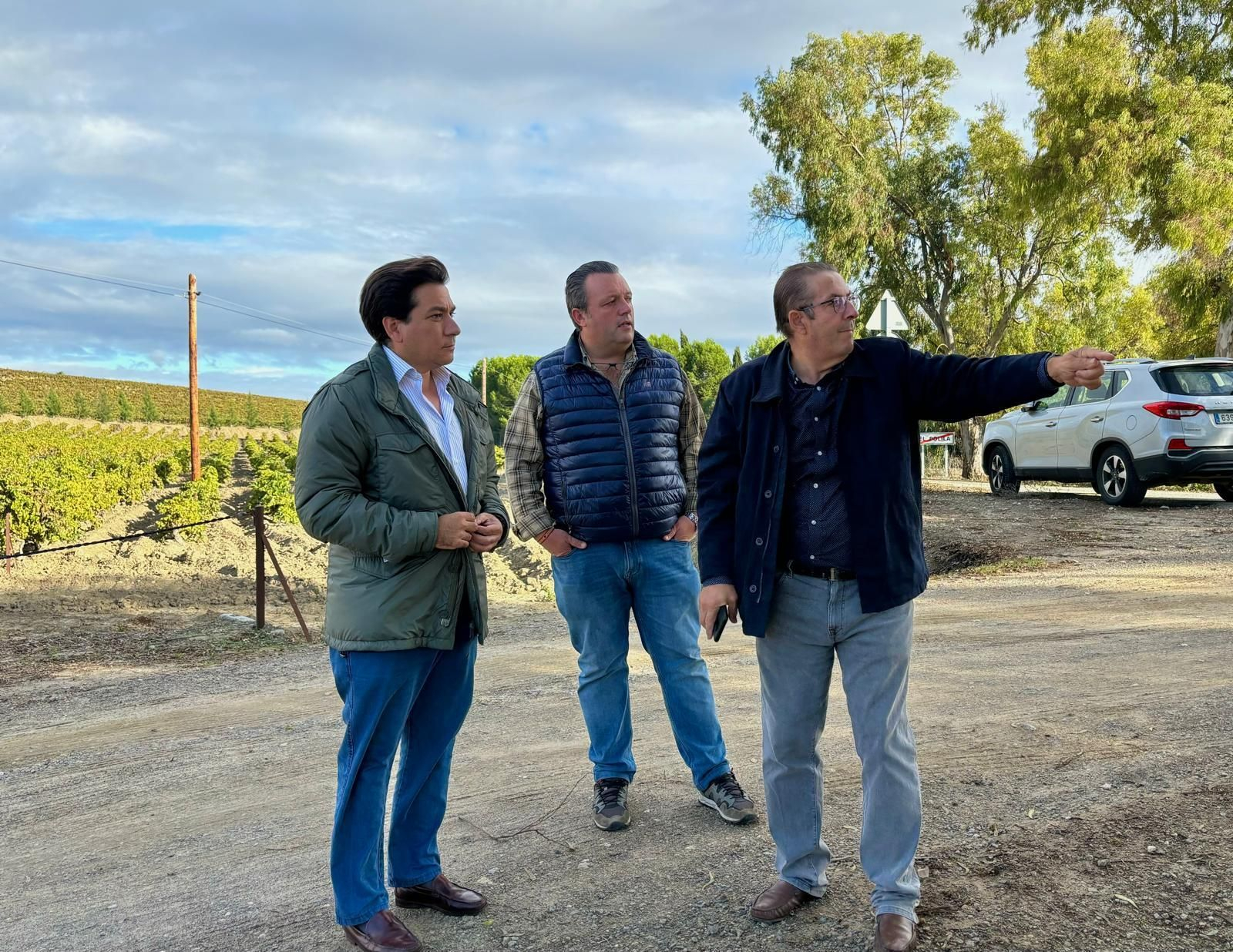 Antonio Fernández, en una reciente visita a la zona rural.
