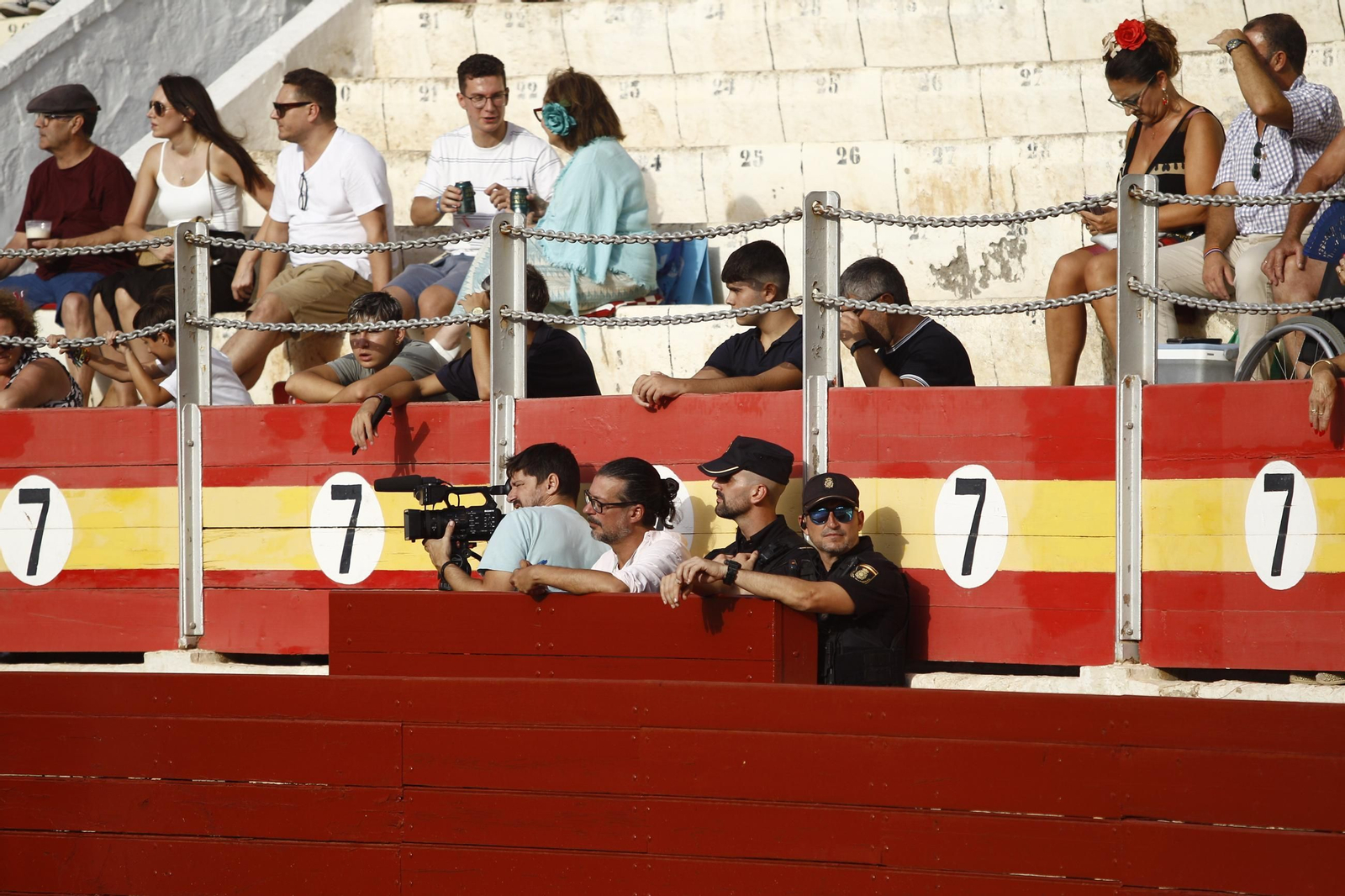 Imágenes de la novillada de la Feria de Almería 2025