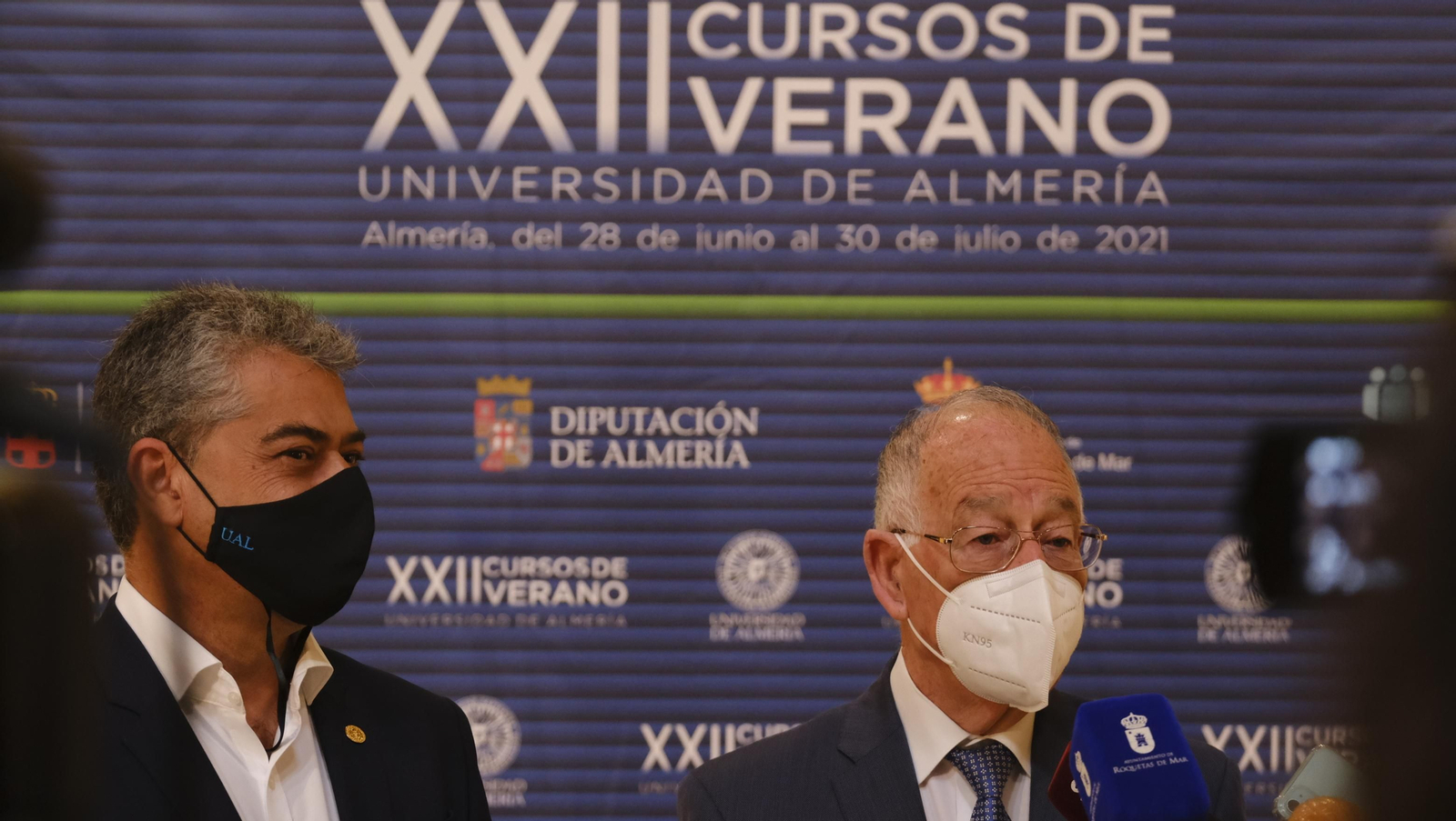 Fotogalería inicio XXII Cursos de Verano de la Universidad de Almería. Roquetas de Mar.