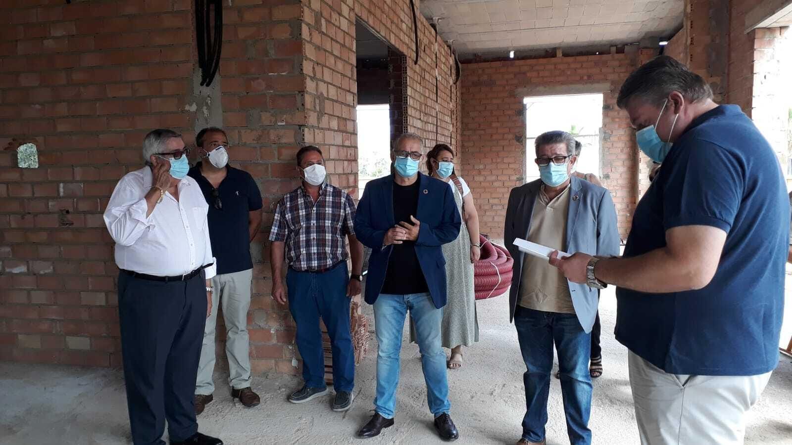 Interior del edificio en construcción que será Centro de Interpretación del entorno del molino.