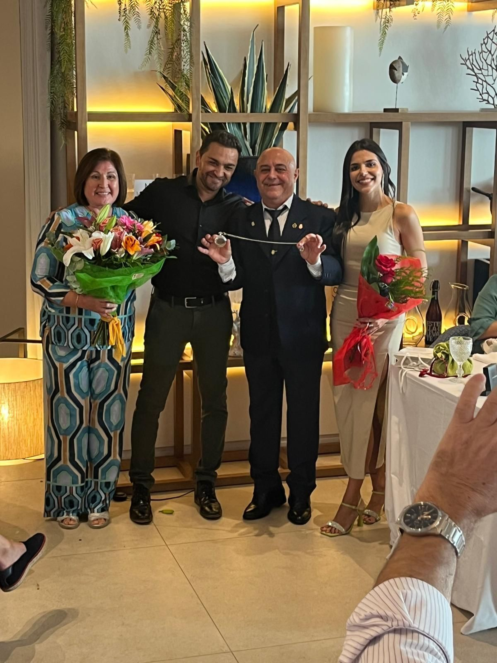 Así fue el homenaje a Francisco Martínez, jefe de Servicios de 'El Acebuche', por su jubilación