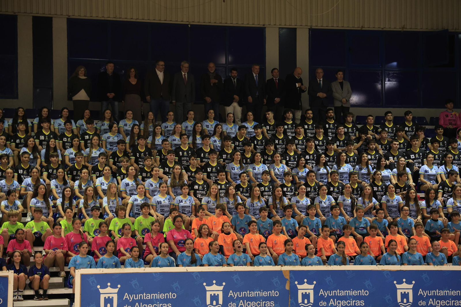 Las fotos de familia del Club Balonmano Ciudad de Algeciras 2025-26