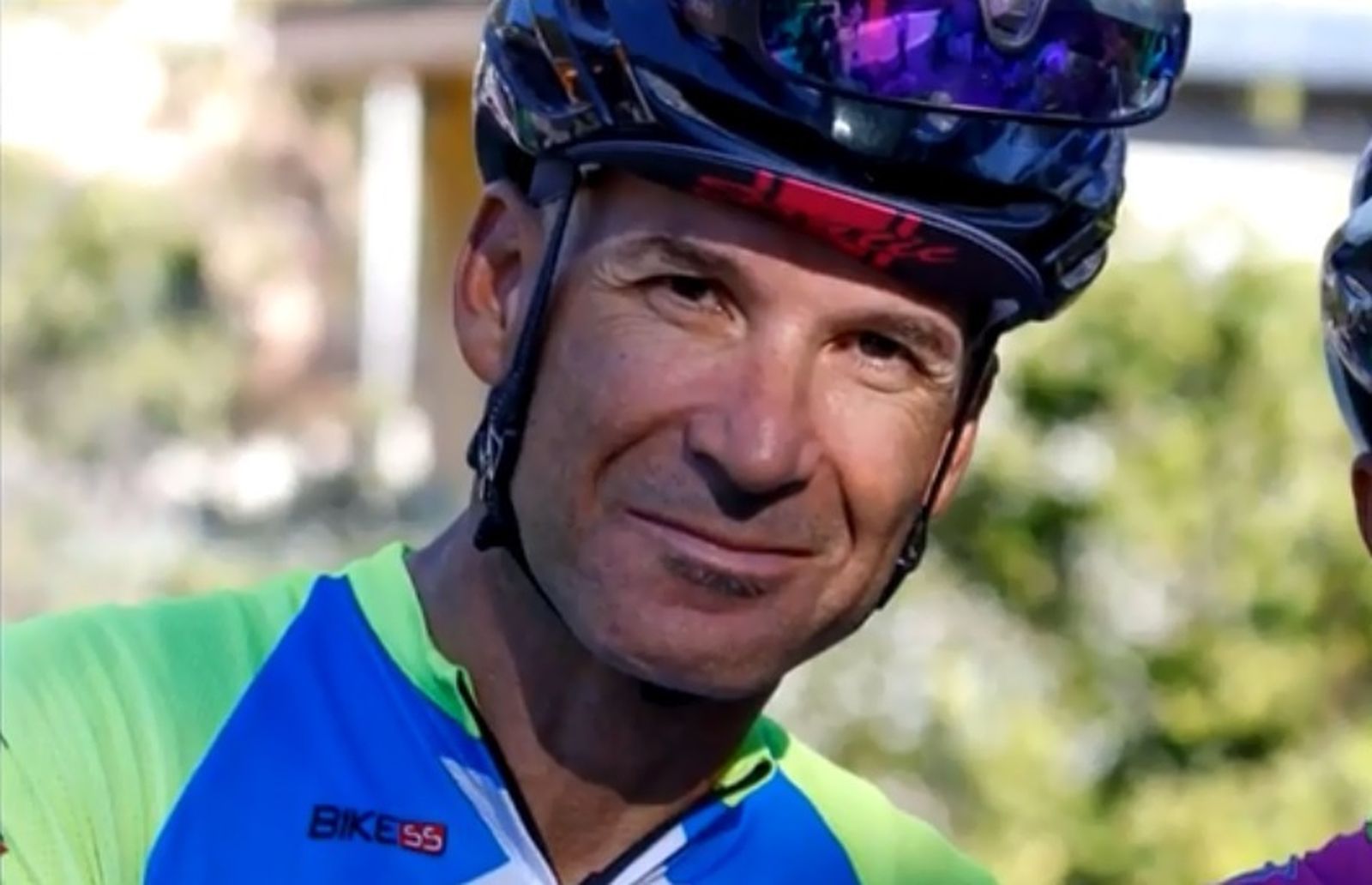 1. José Manuel Arcos era un gran apasionado del deporte . 2. La petición, subida a la plataforma Change.org destaca que con el monumento no caerá en el olvido.