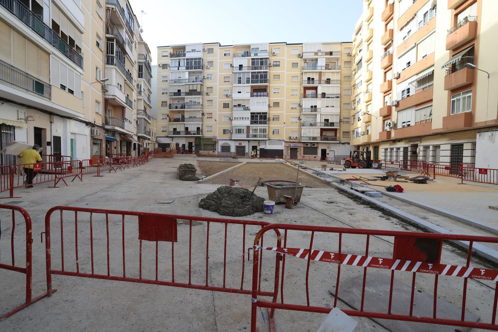 Obras de peatonalización de la Plaza de los Dolores.