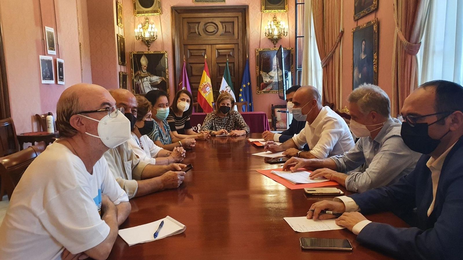 Encuentro entre vecinos y Ayuntamiento la semana pasada.