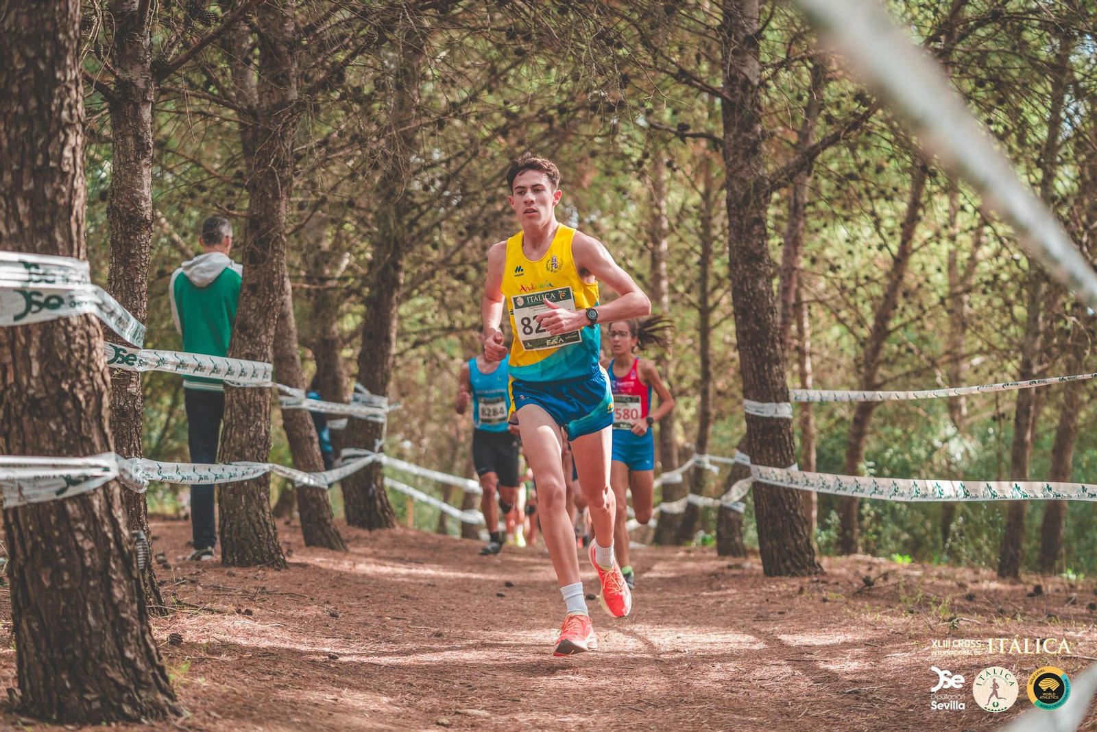 Búscate en las fotos del Cross de Itálica 2025 | 4