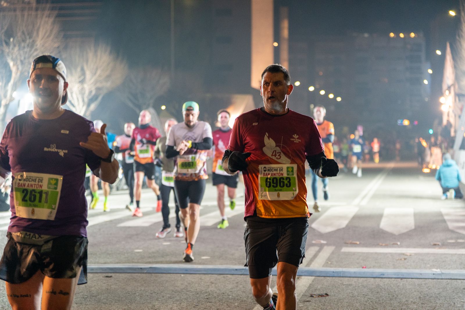 En imágenes: búscate en tu llegada a meta de la Carrera de San Antón 2026 (6)
