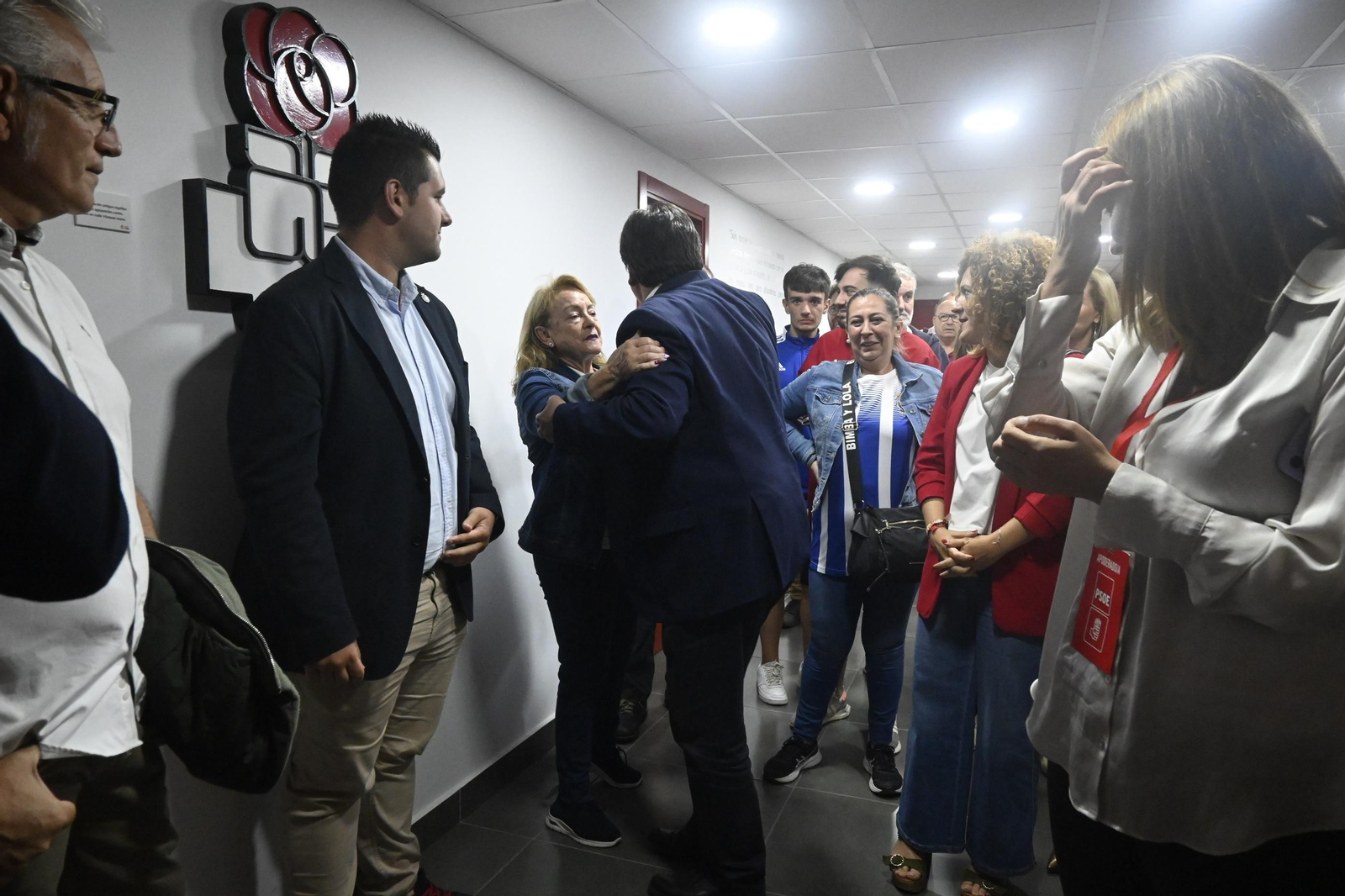 Imágenes del PSOE tras las elecciones municipales en Huelva