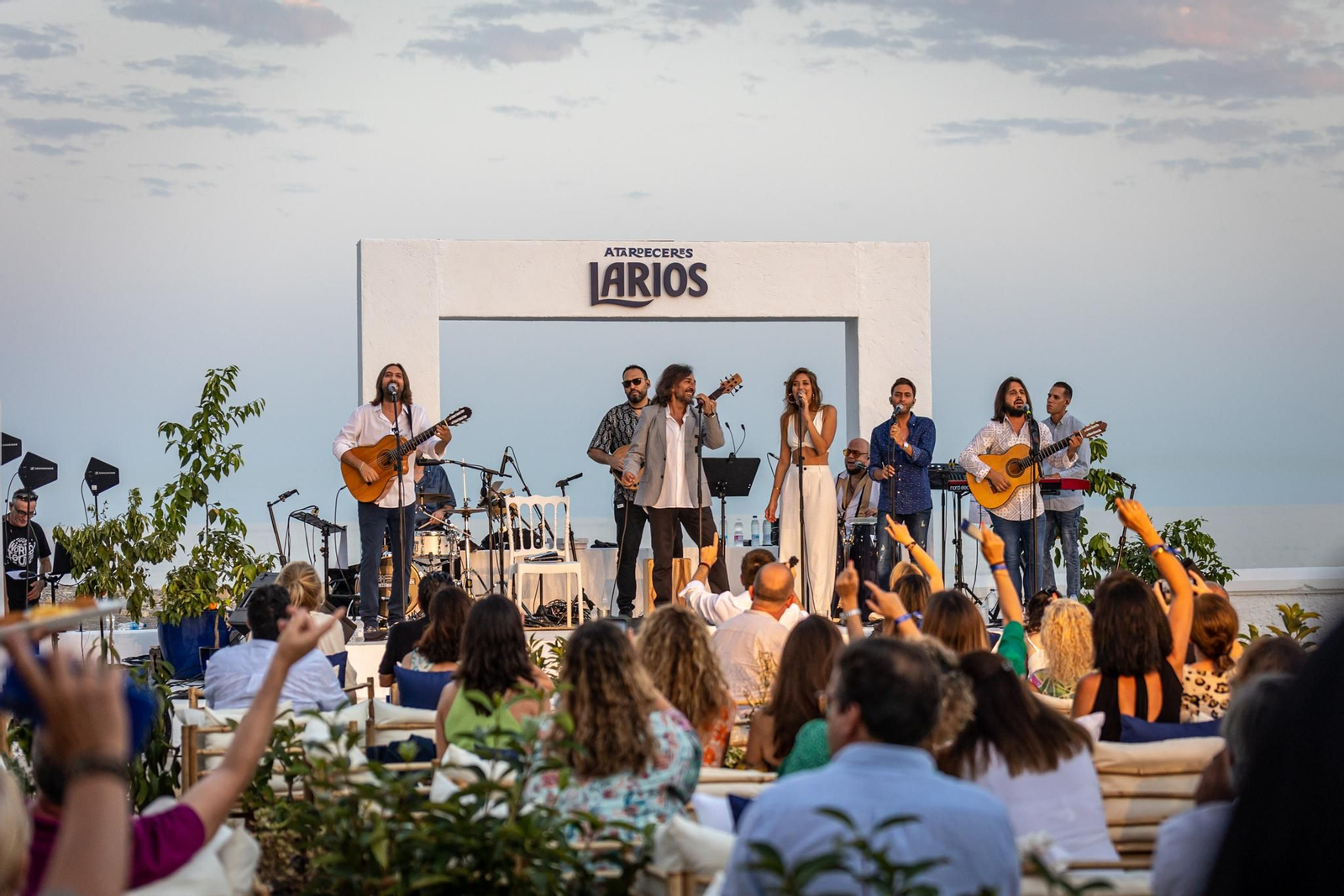 Antonio Carmona será uno de los artistas que pasen por el Balneario de los Baños del Carmen de Malága con 'Atardeceres Larios'.
