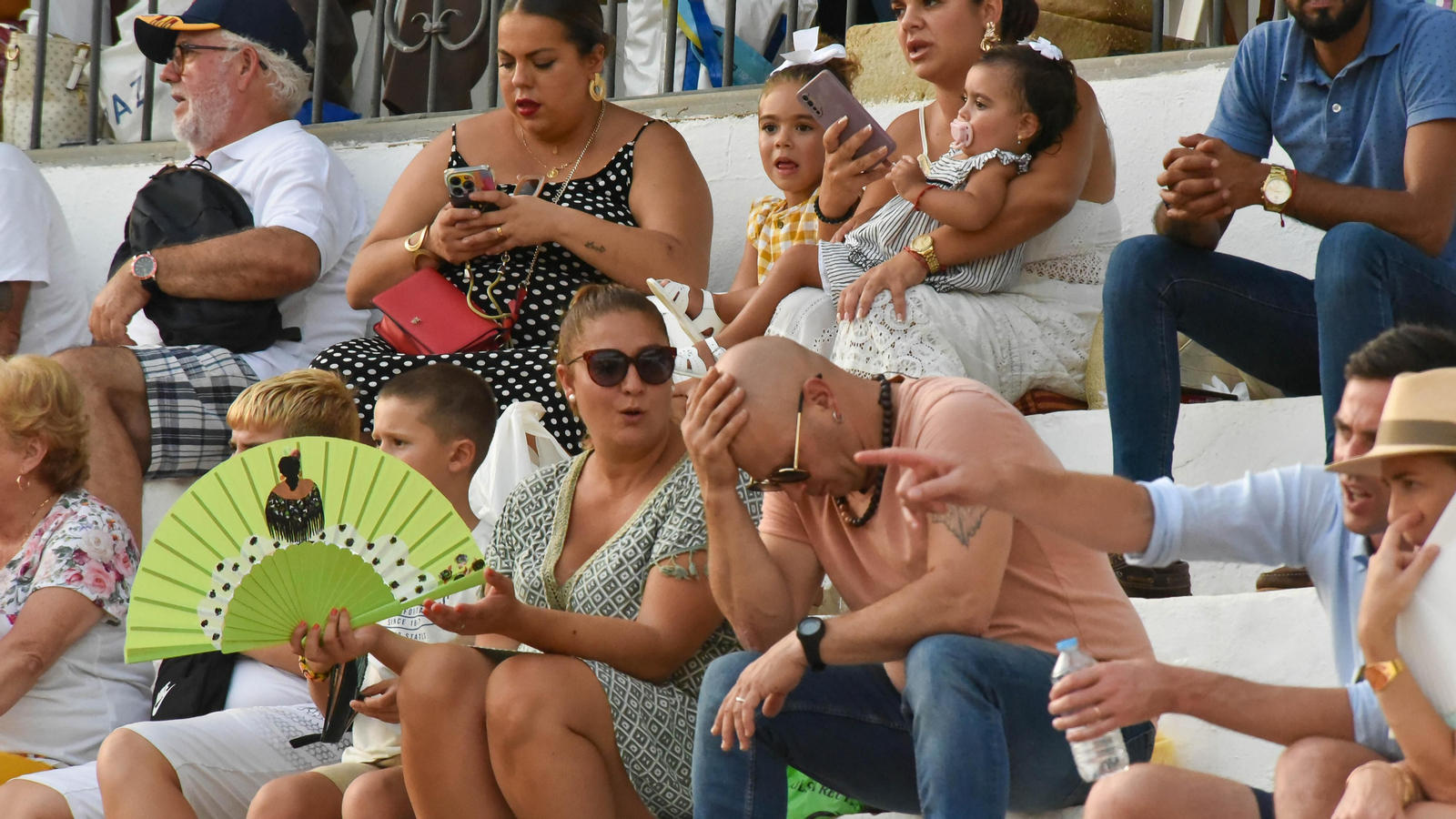 Búscate en las fotos del  festejo mixto de la Feria Real de San Roque