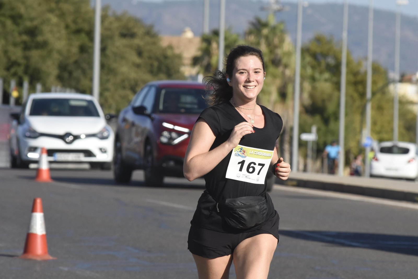 La Cordobaria llena de solidaridad en el Balcón de Guadalquivir de Córdoba, en imágenes